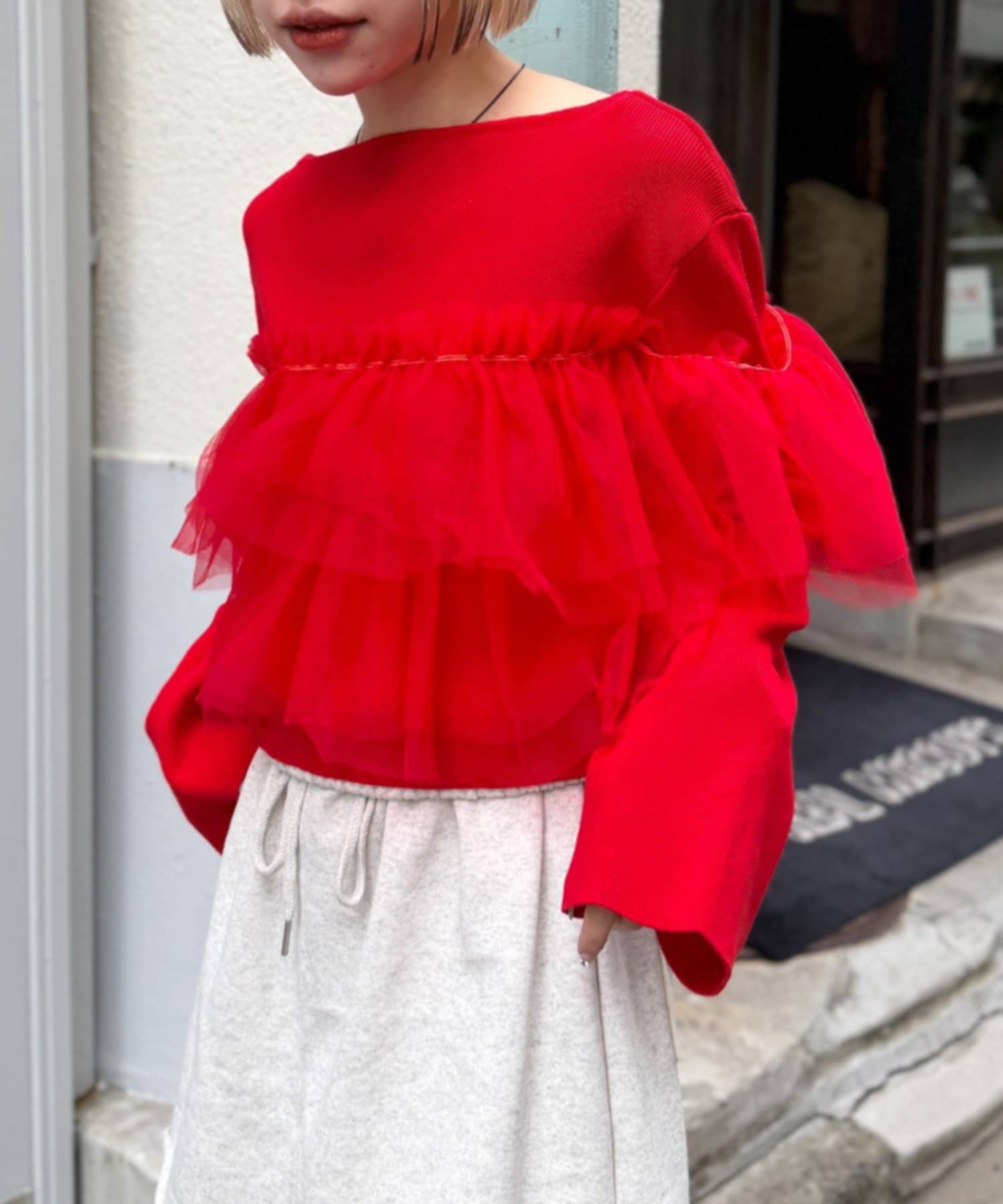 w closet(ダブルクローゼット) 【一枚で主役級！ 】チュールフリルニット