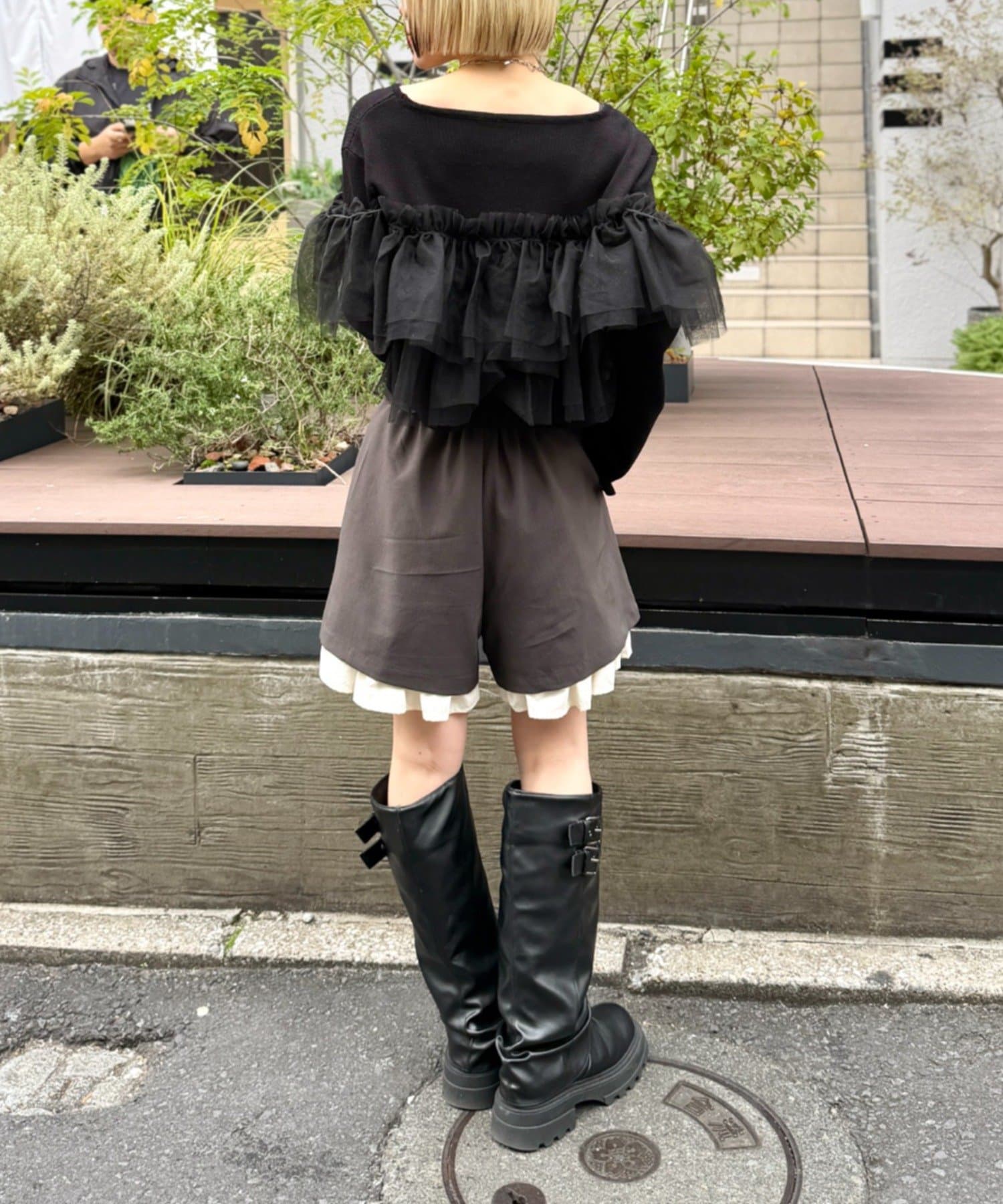 w closet(ダブルクローゼット) 【一枚で主役級！ 】チュールフリルニット