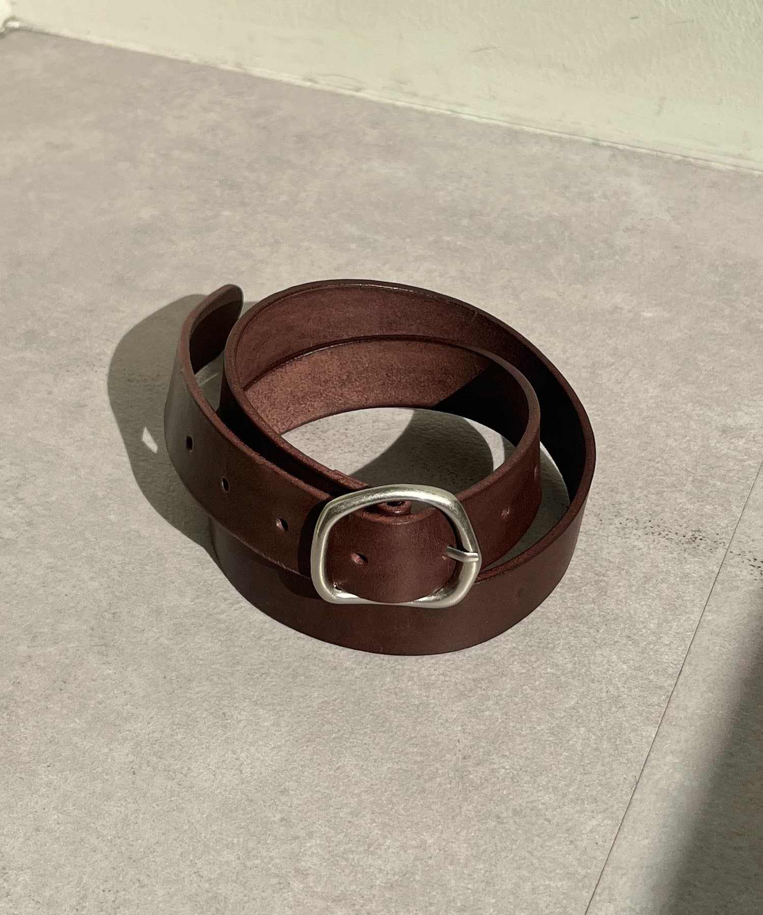 CAPRICIEUX LE'MAGE(カプリシュレマージュ) ニュアンスバックルスリムベルト