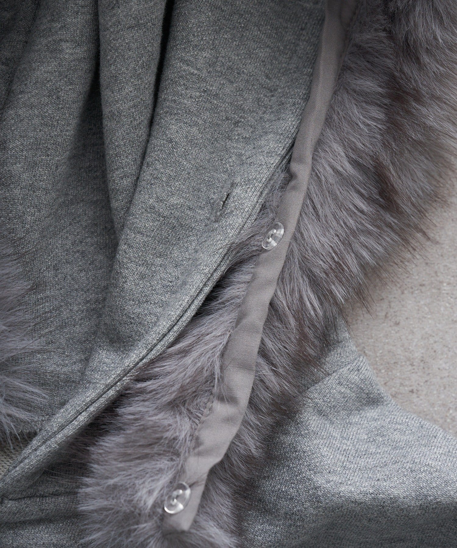 RAY CASSIN(レイカズン) ファー付フードパーカー