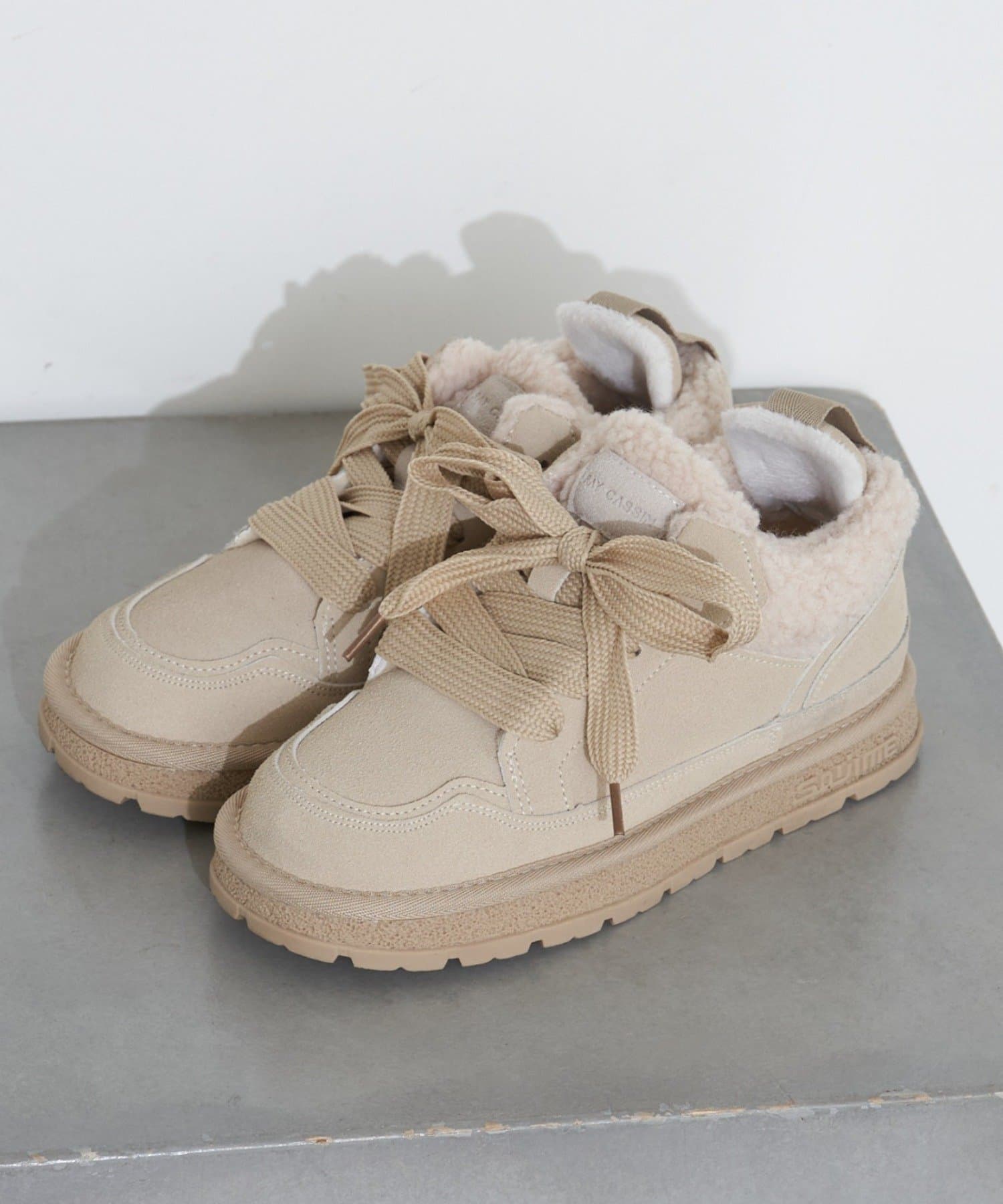 RAY CASSIN(レイカズン) ボア付スエードスニーカー