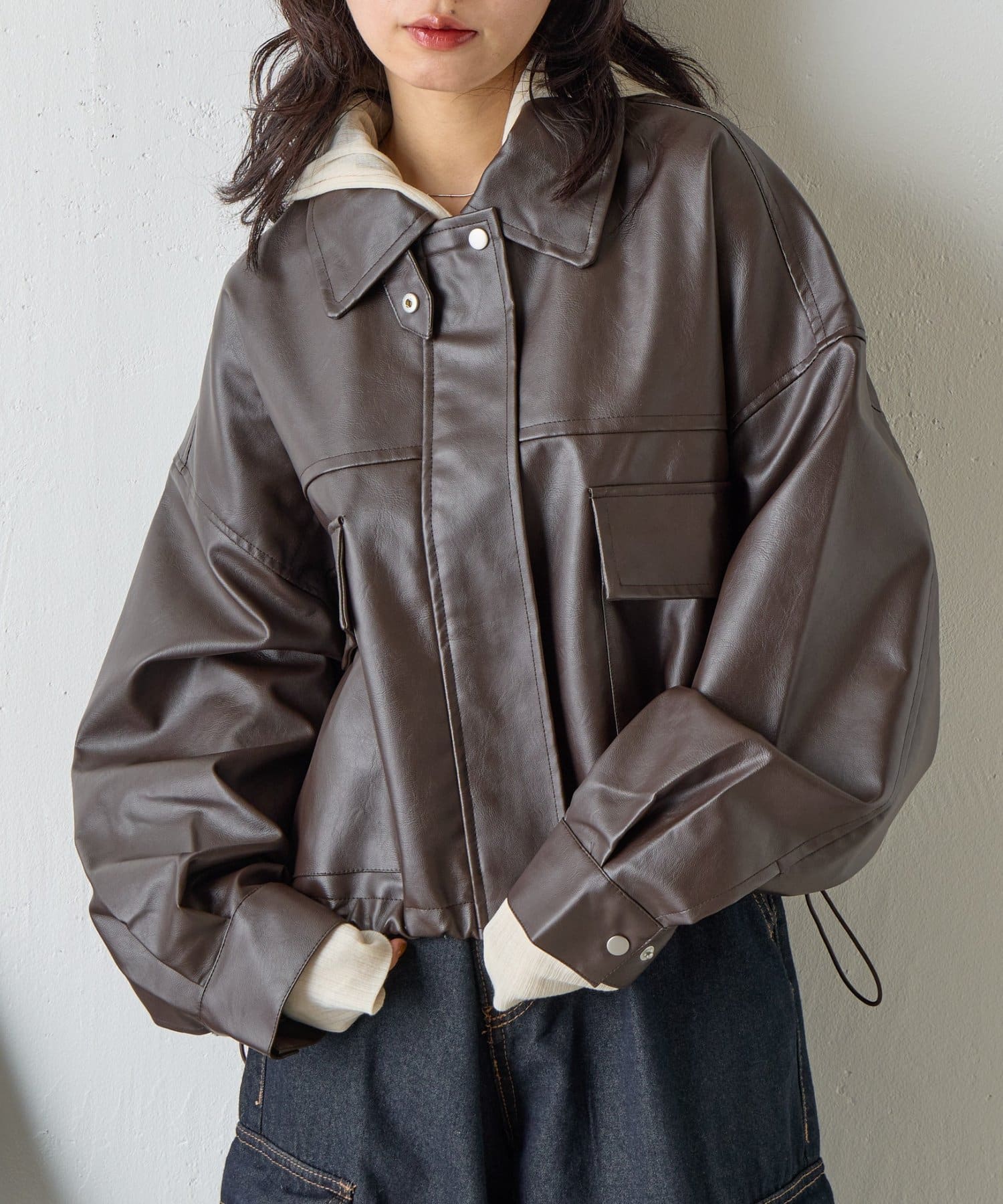 -goocy-(グーシー) 【スタンドネック仕様に◎】2WAYカラー合皮ブルゾン