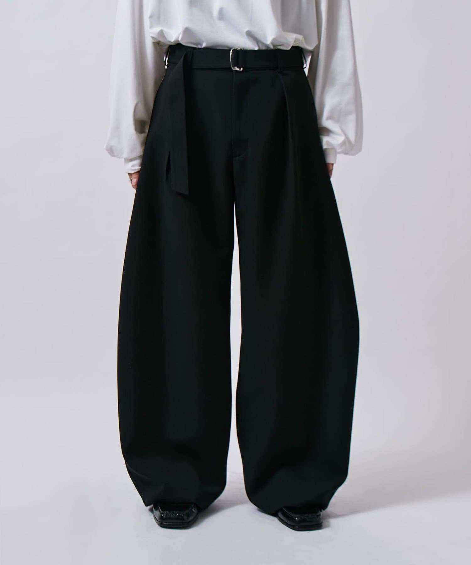 Lui's(ルイス) ベルテッドダブルクロスバルーンカーブスラックスパンツ