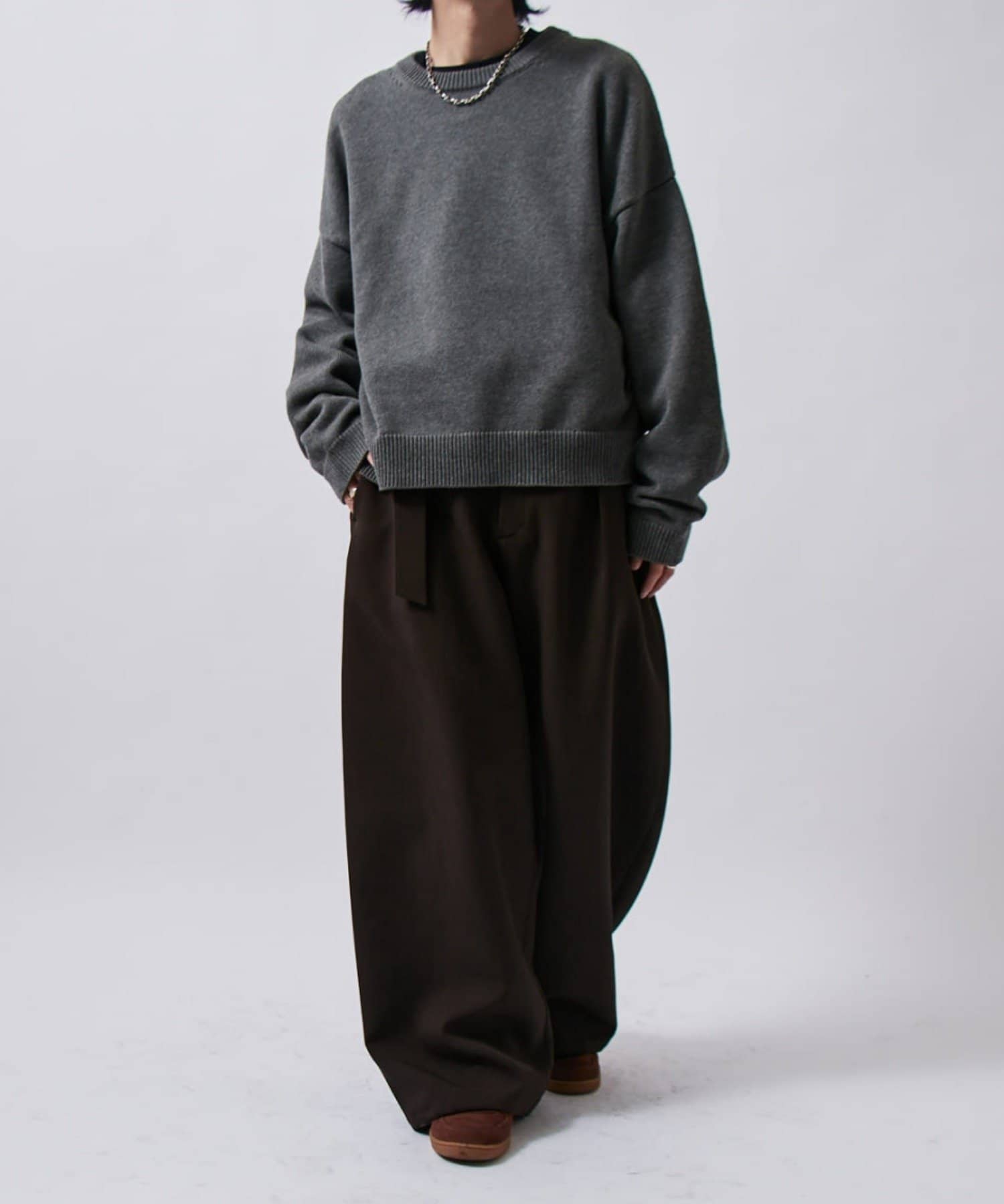 Lui's(ルイス) ベルテッドダブルクロスバルーンカーブスラックスパンツ