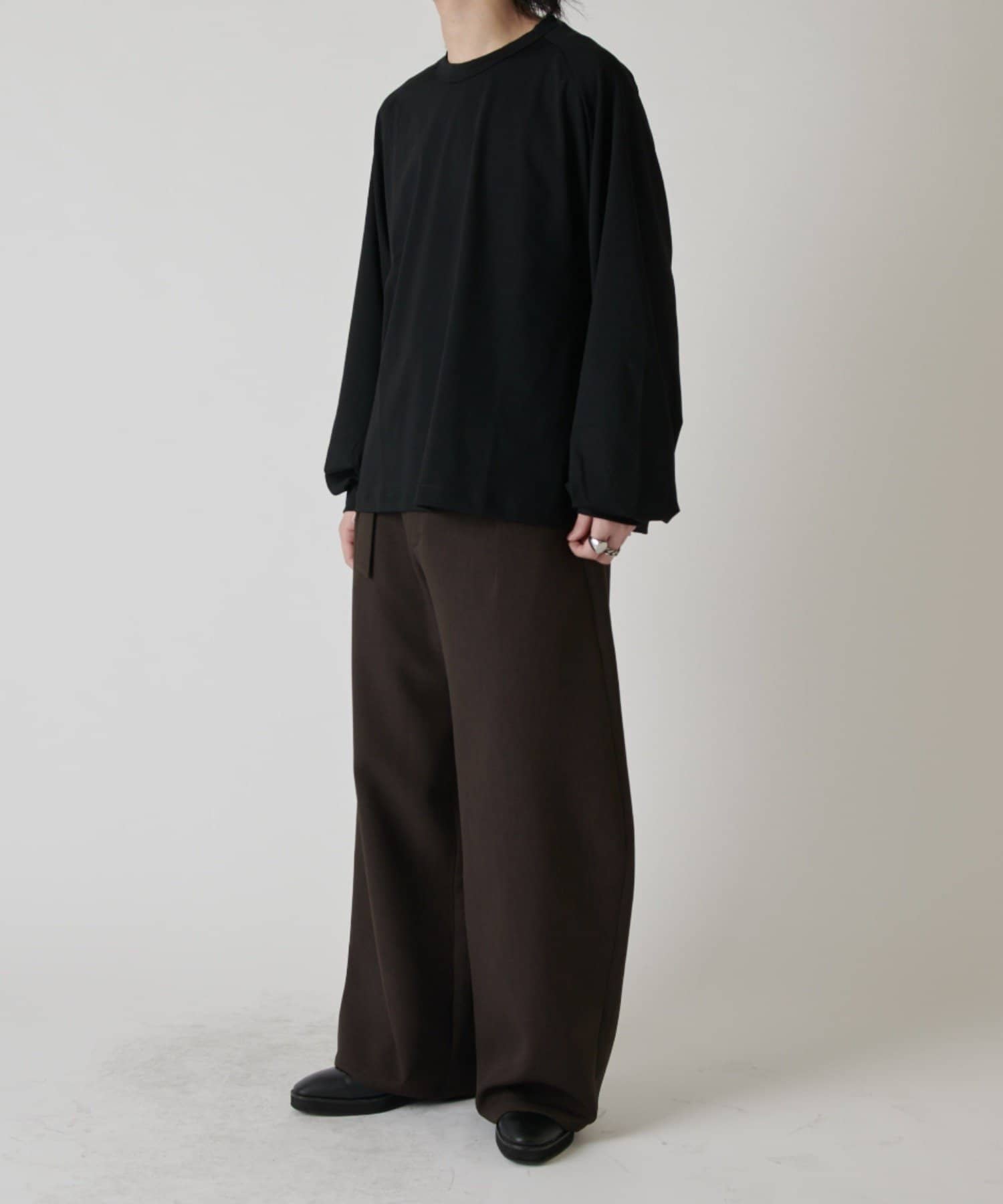 Lui's(ルイス) ベルテッドダブルクロスバルーンカーブスラックスパンツ