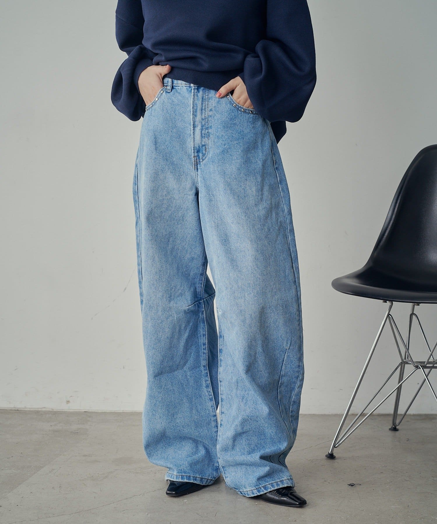 -goocy-(グーシー) スタッズ付きカーブパンツ