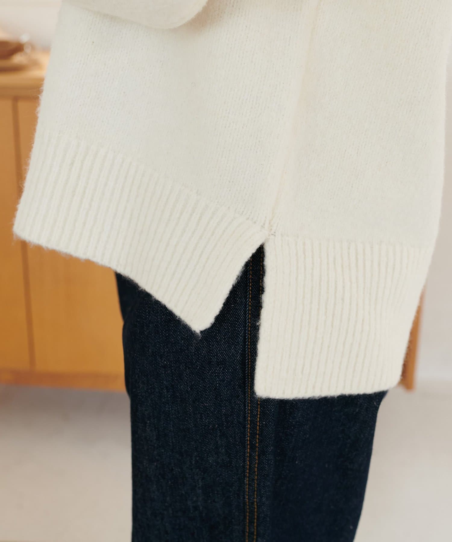 DISCOAT(ディスコート) フリルプルオーバー