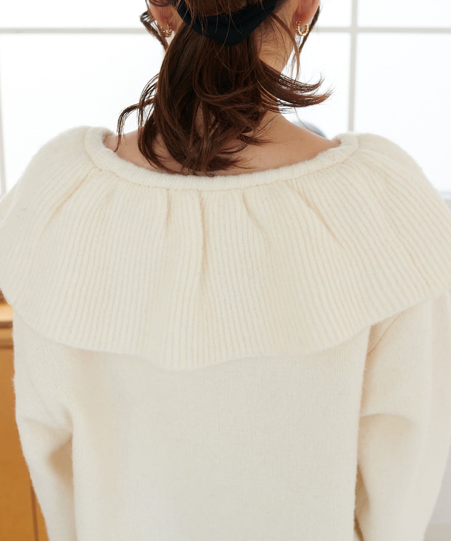 DISCOAT(ディスコート) フリルプルオーバー