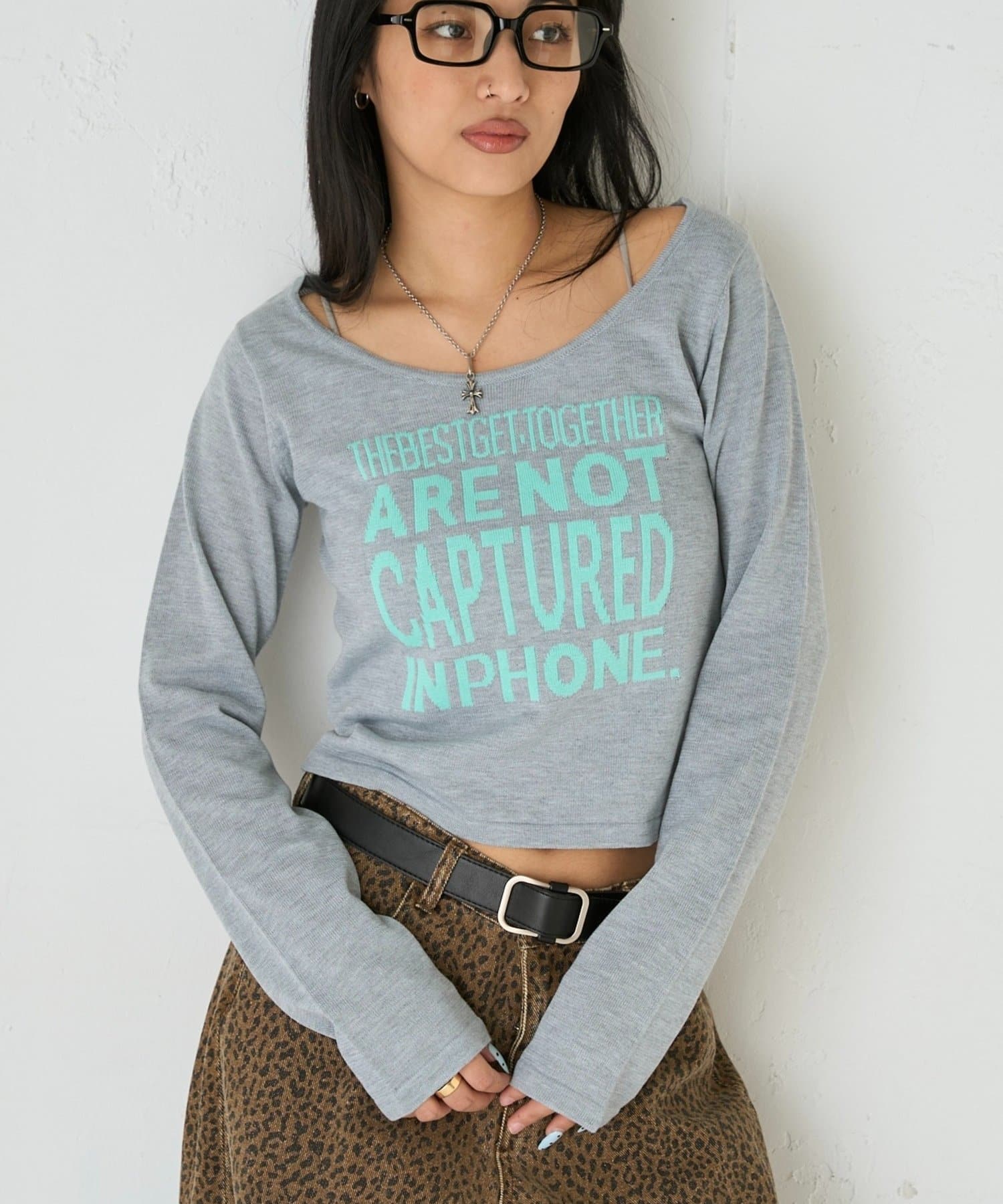 WHO’S WHO gallery(フーズフーギャラリー) 【WEB限定】メッセージロゴニット