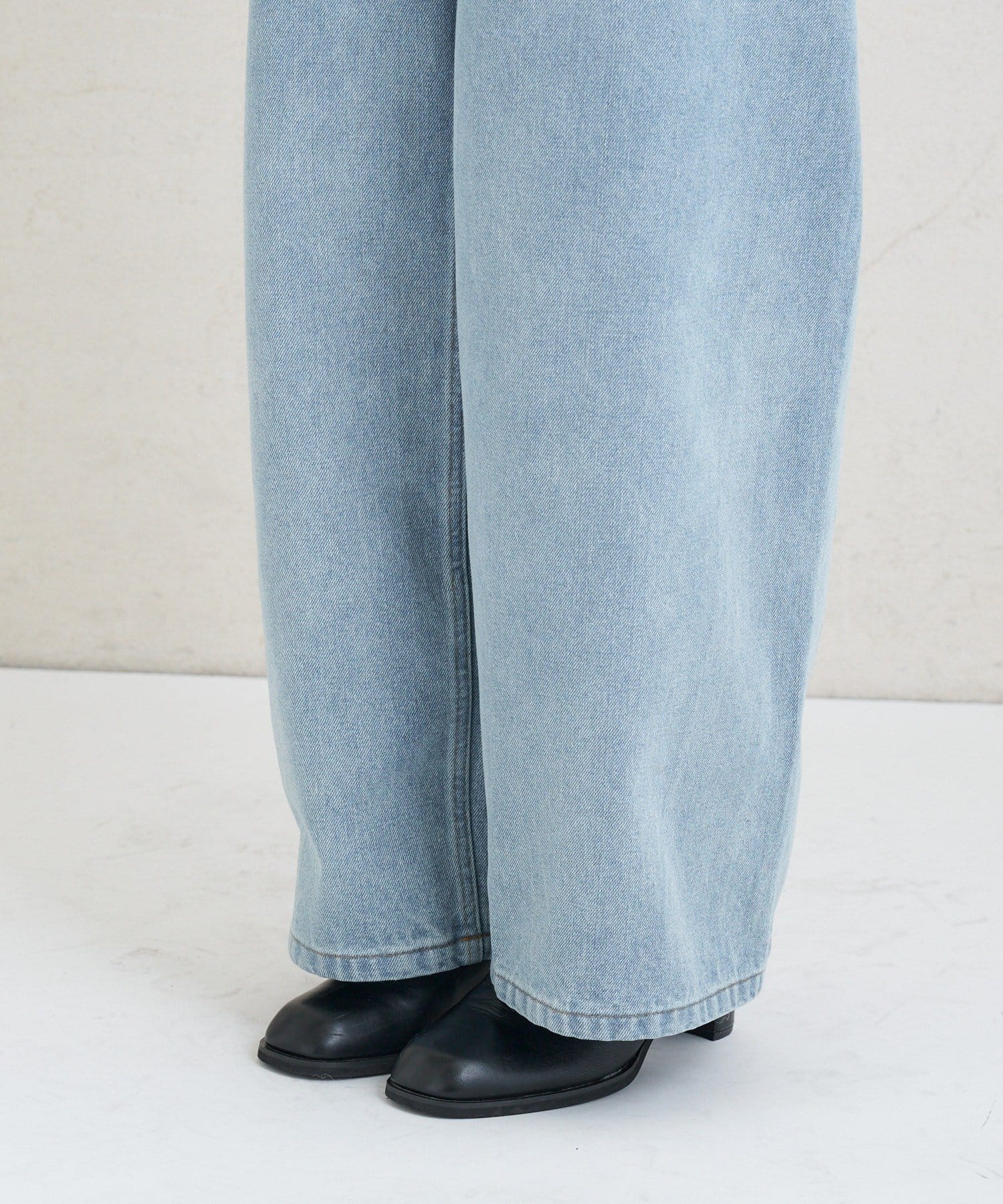 mystic(ミスティック) スタッズデニム