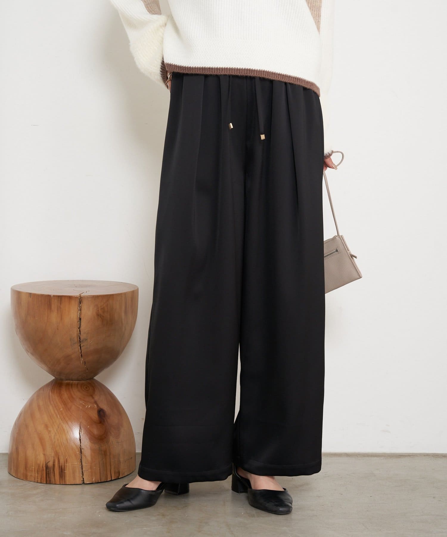 Jena　espace merveilleux(ジェナ　エスパスメルヴェイユ) 【ツヤで差がつく】サテンイージーパンツ