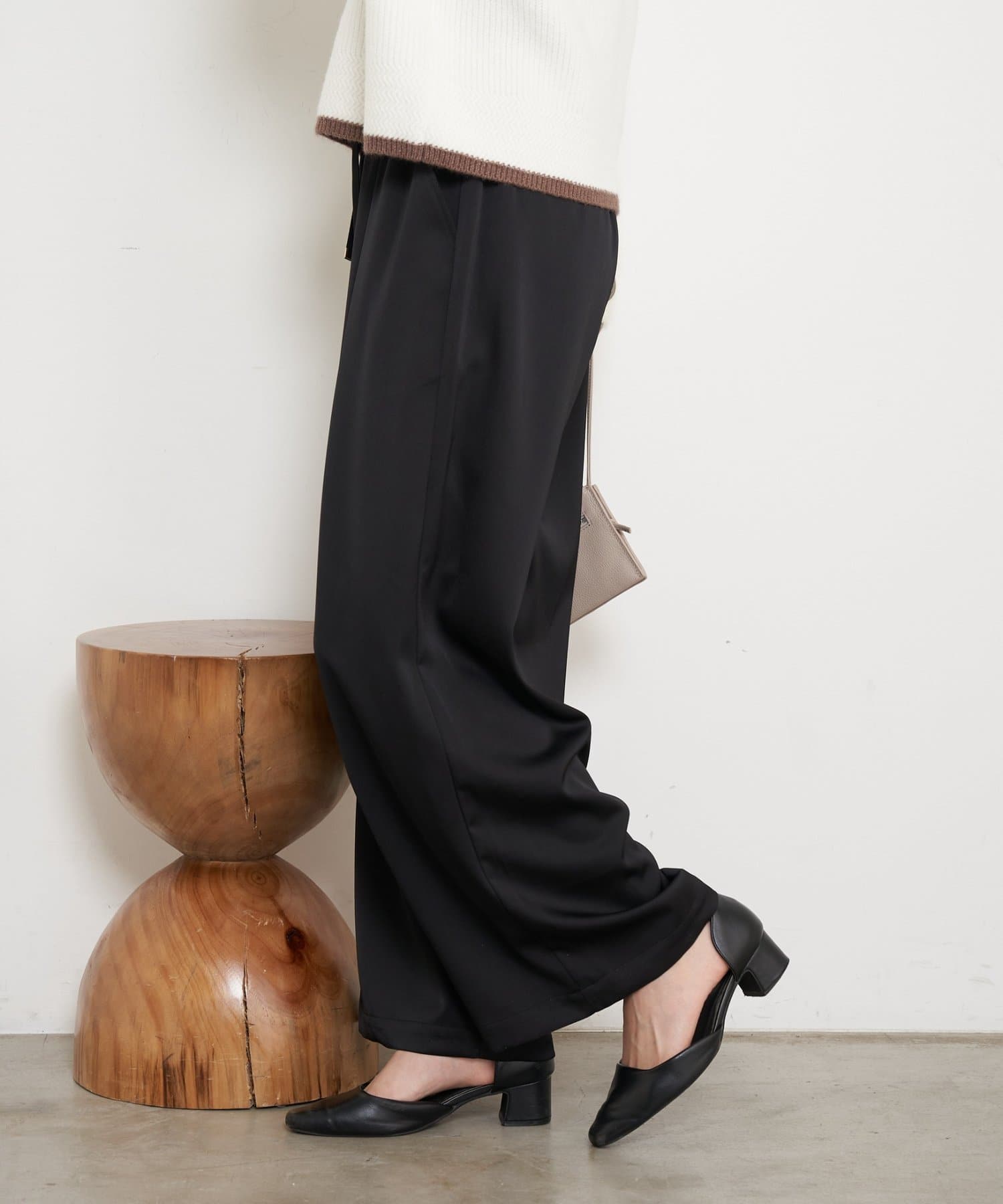 Jena　espace merveilleux(ジェナ　エスパスメルヴェイユ) 【ツヤで差がつく】サテンイージーパンツ