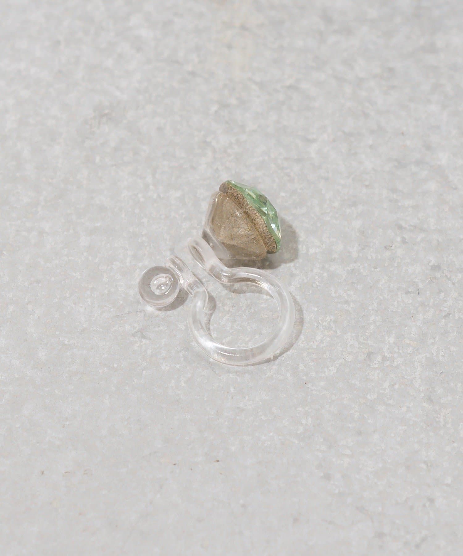 3COINS(スリーコインズ) カラーガラス樹脂イヤリング4個セット