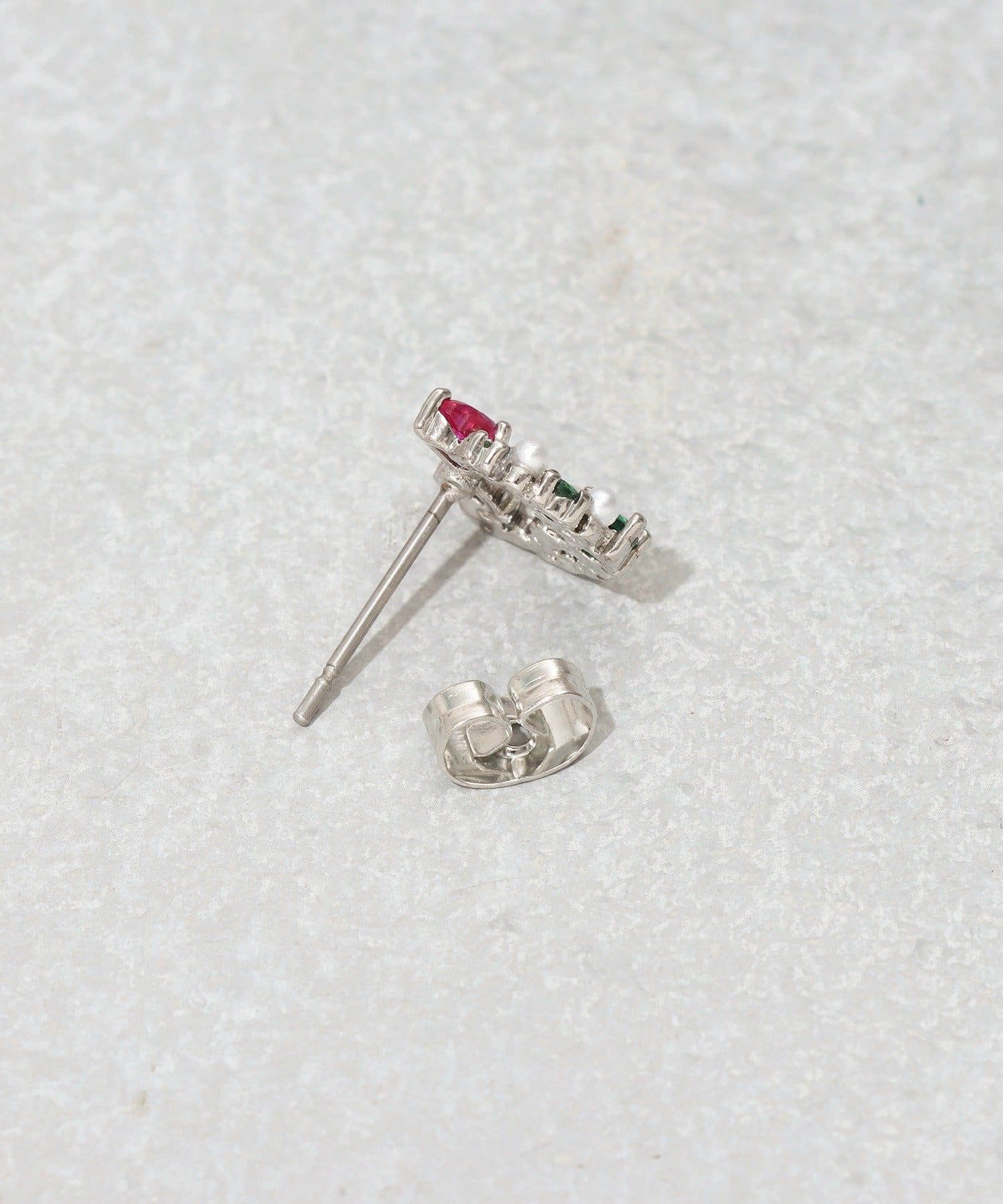 3COINS(スリーコインズ) クリスマスリースピアス