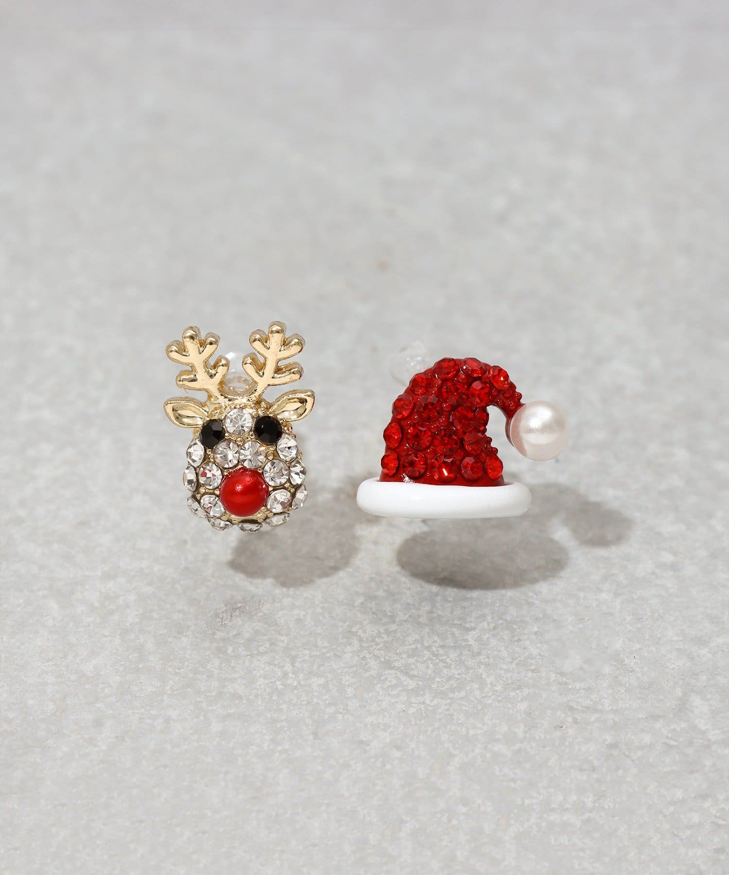 3COINS(スリーコインズ) クリスマスキラキラ樹脂イヤリング