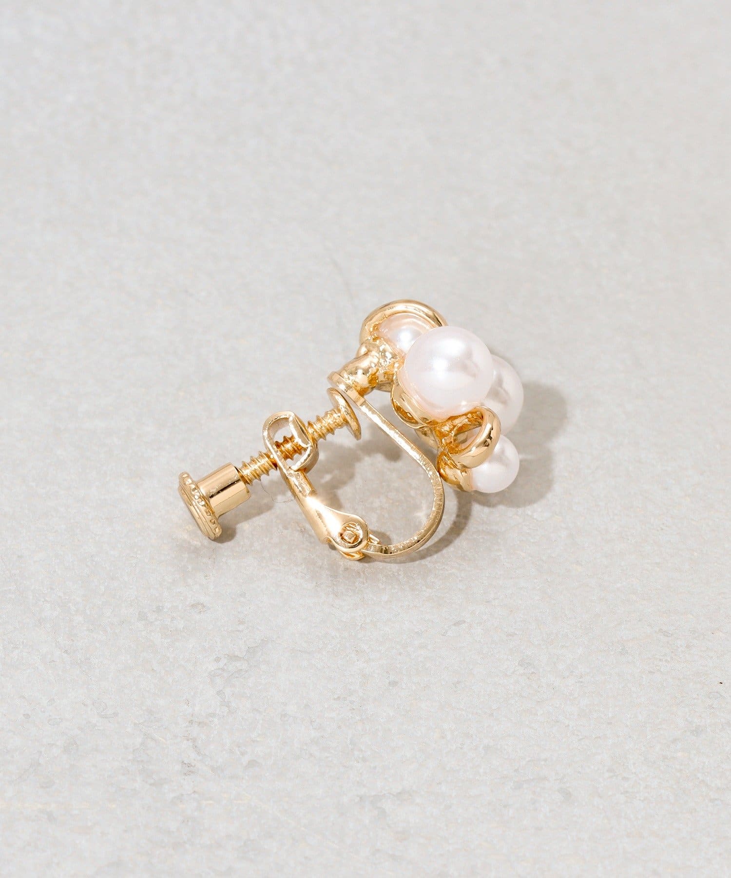 3COINS(スリーコインズ) パールまみれイヤリング