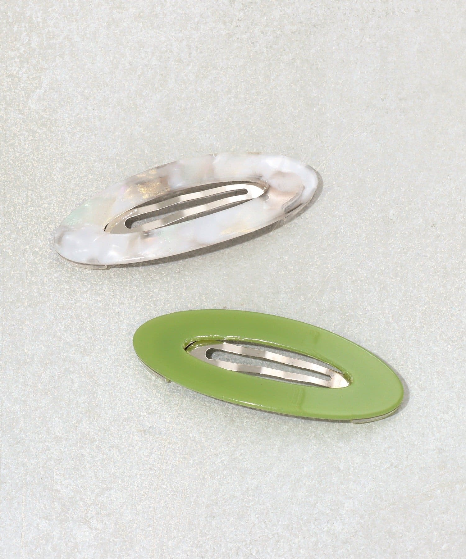 3COINS(スリーコインズ) オーバルパッチンピン2個セット