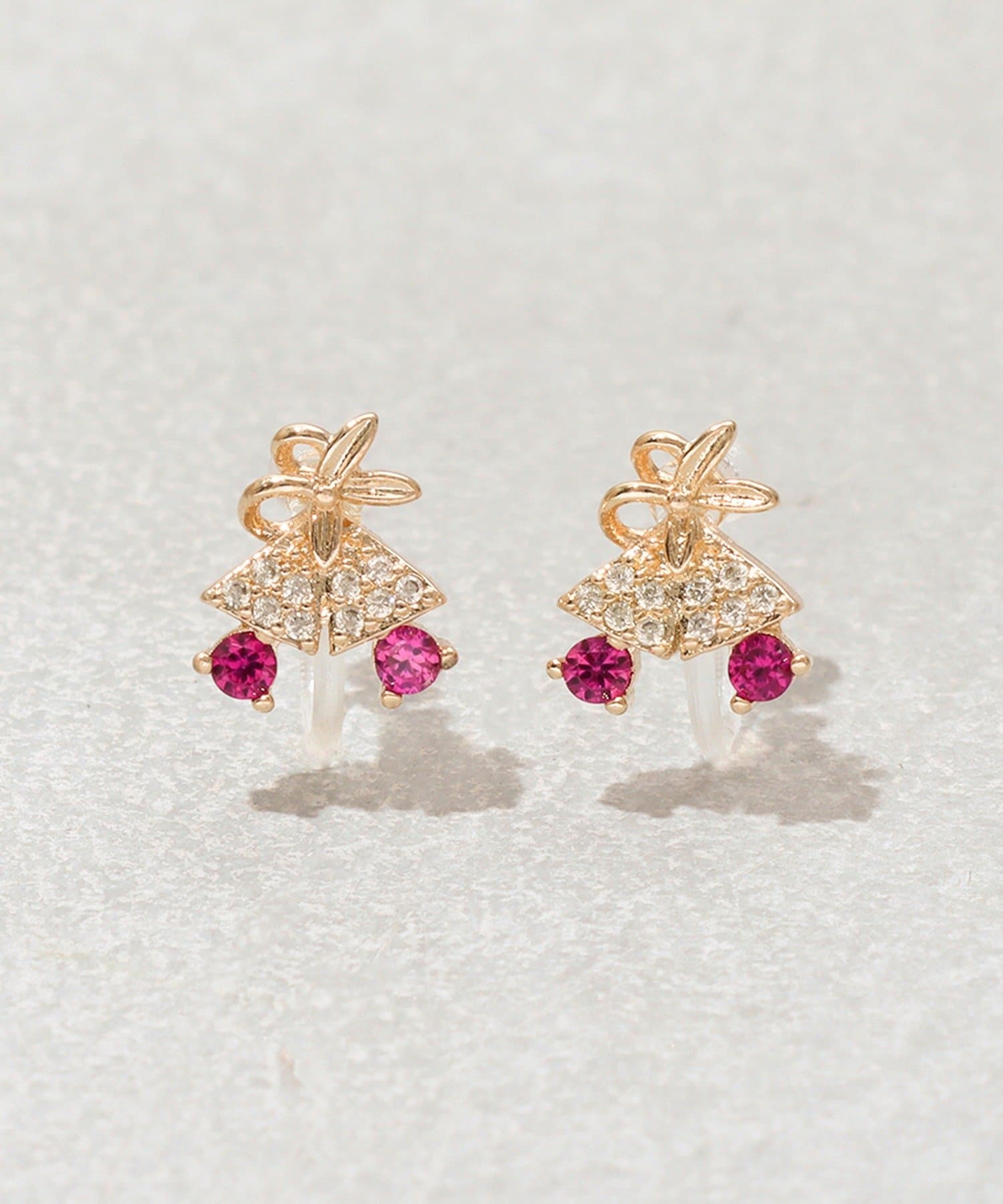 3COINS(スリーコインズ) キラキラベル樹脂イヤリング