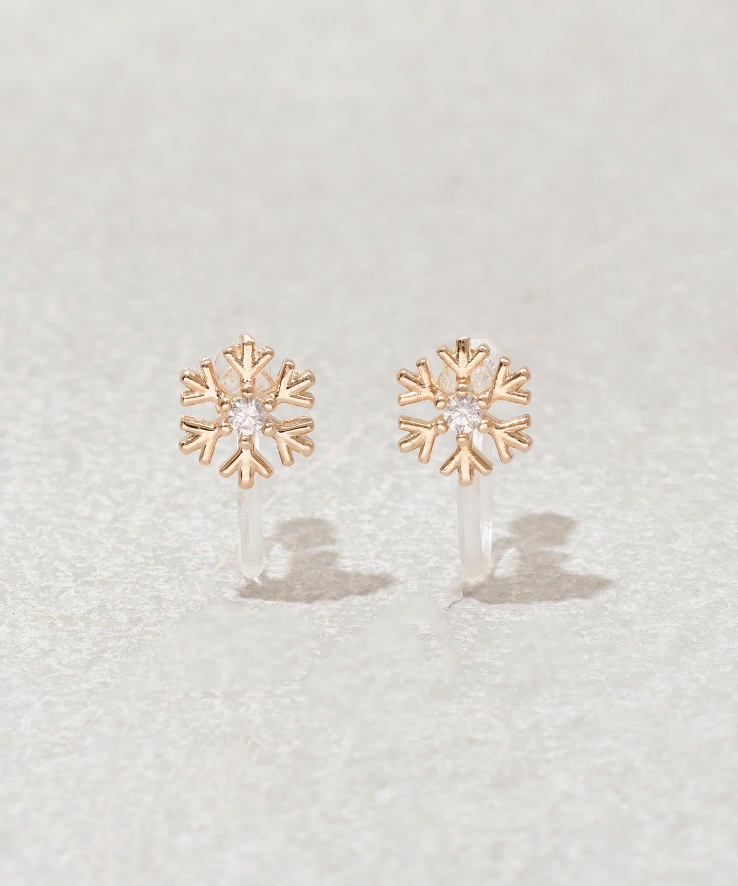 3COINS(スリーコインズ) ケッショウ樹脂イヤリング