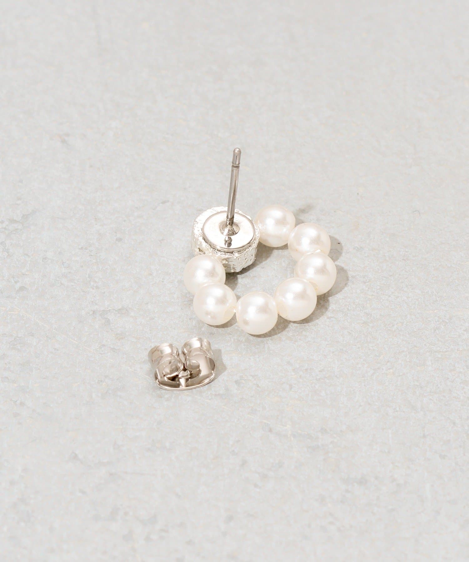 3COINS(スリーコインズ) パールラウンドピアス