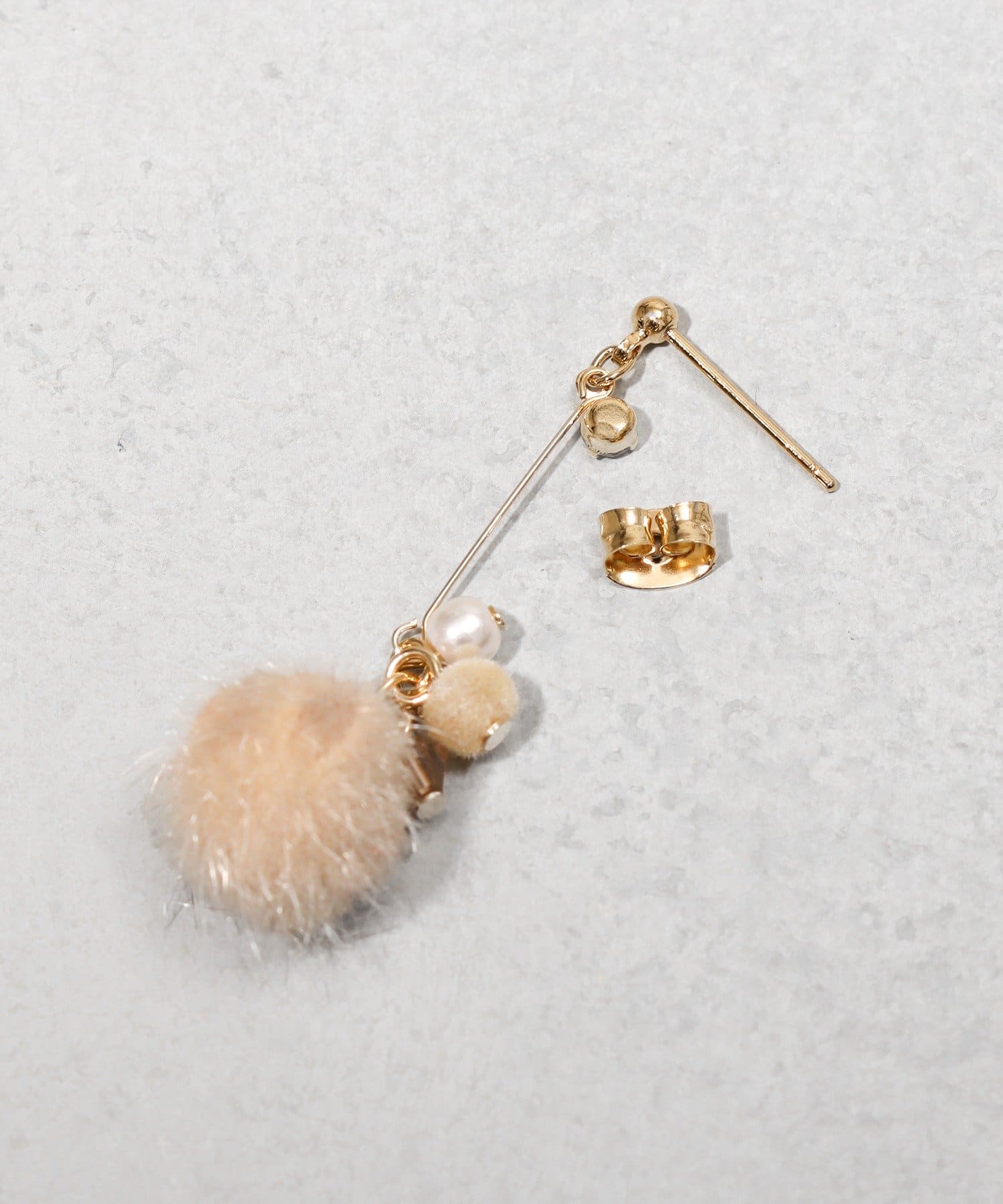 3COINS(スリーコインズ) サガリファーピアス