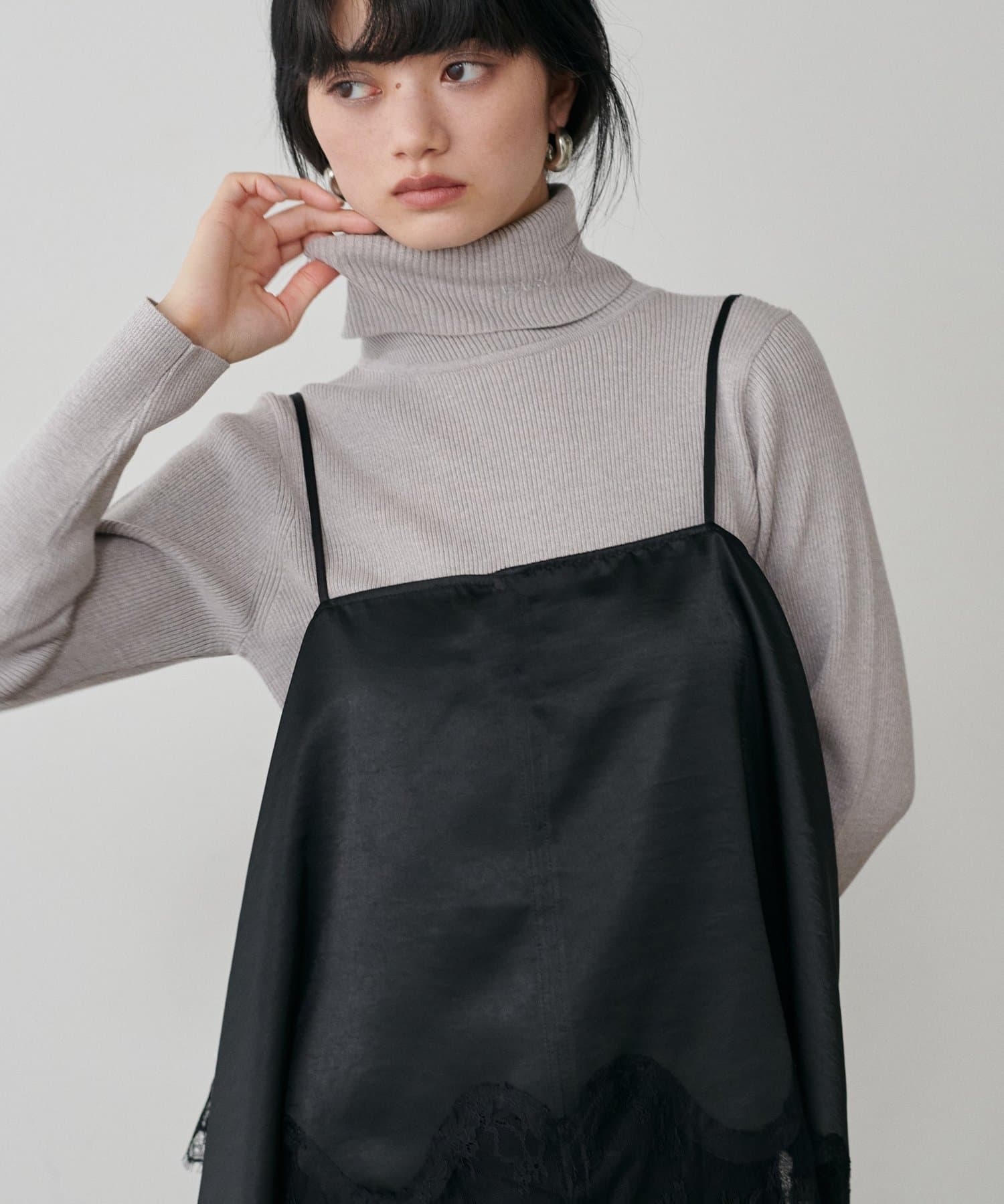 LARUTA(ラルータ) LARUTAロゴ刺繍入りリブタートル