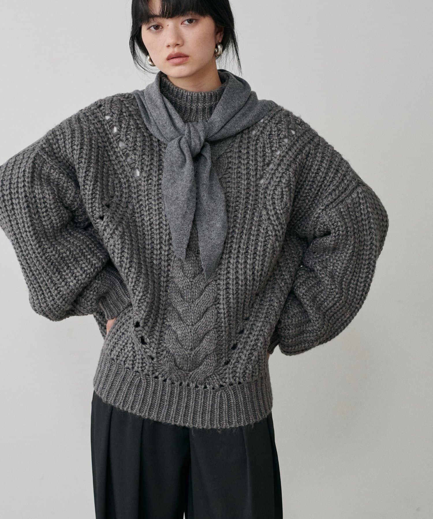 LARUTA(ラルータ) 手編み風ケーブルニットプルオーバー