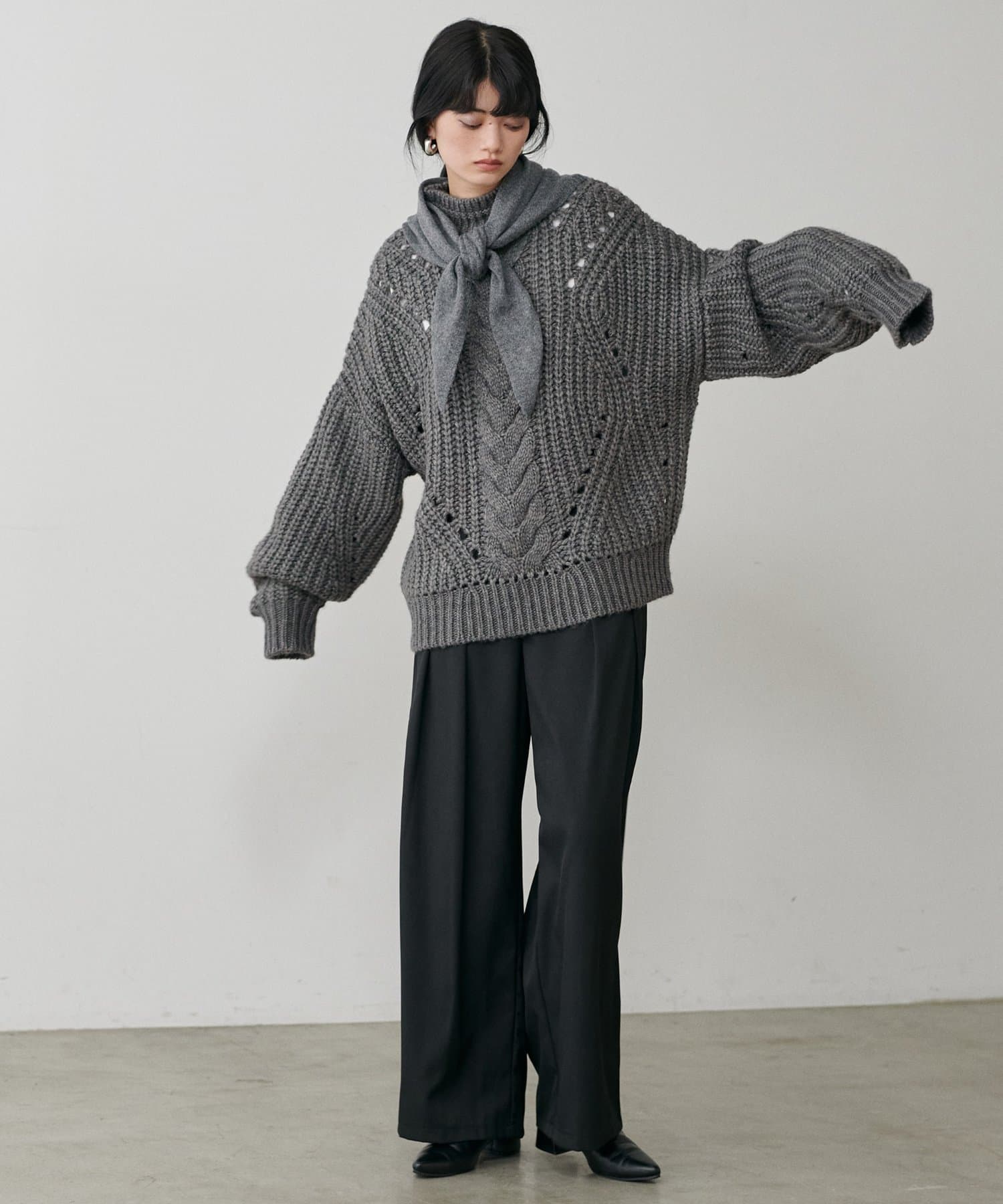 LARUTA(ラルータ) 手編み風ケーブルニットプルオーバー