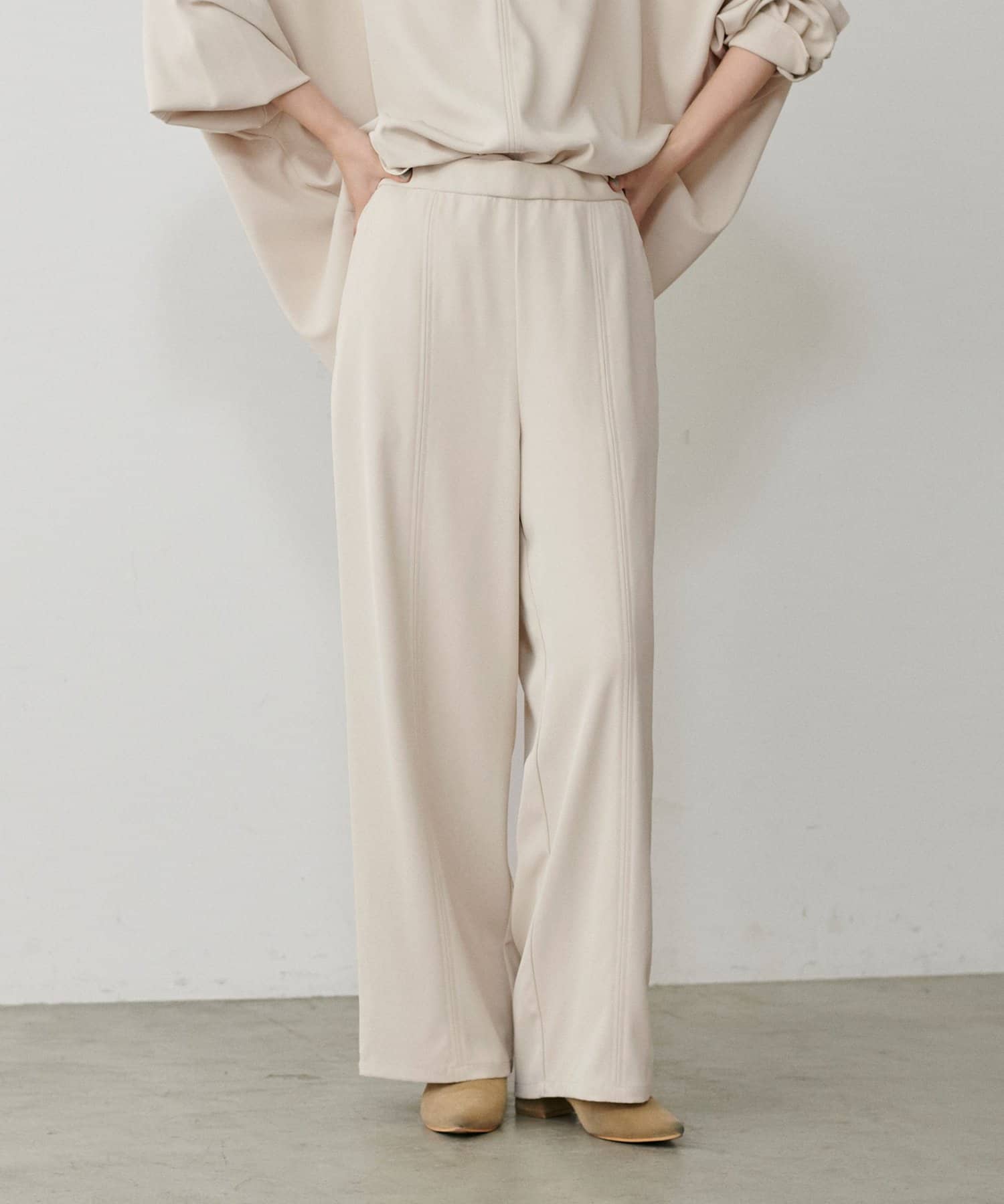 LARUTA(ラルータ) キレイめ切替イージーパンツ