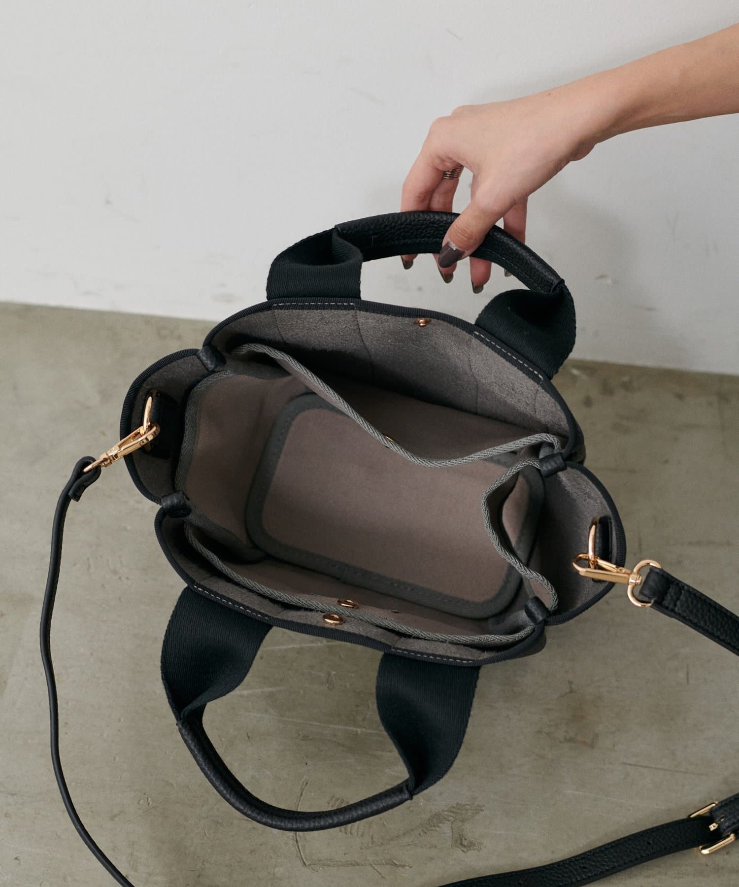 LARUTA(ラルータ) ショルダー付き2WAYテープトートS