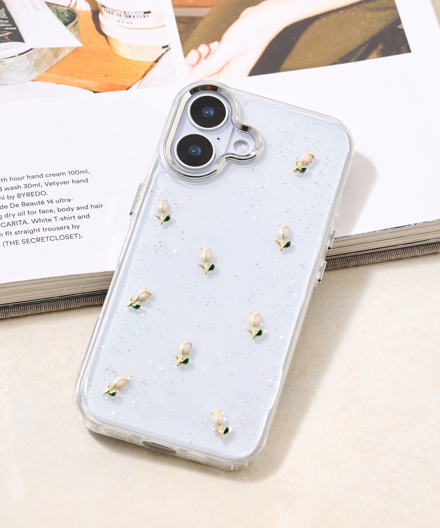 Lattice(ラティス) モチーフスマホケース(iPhone16)