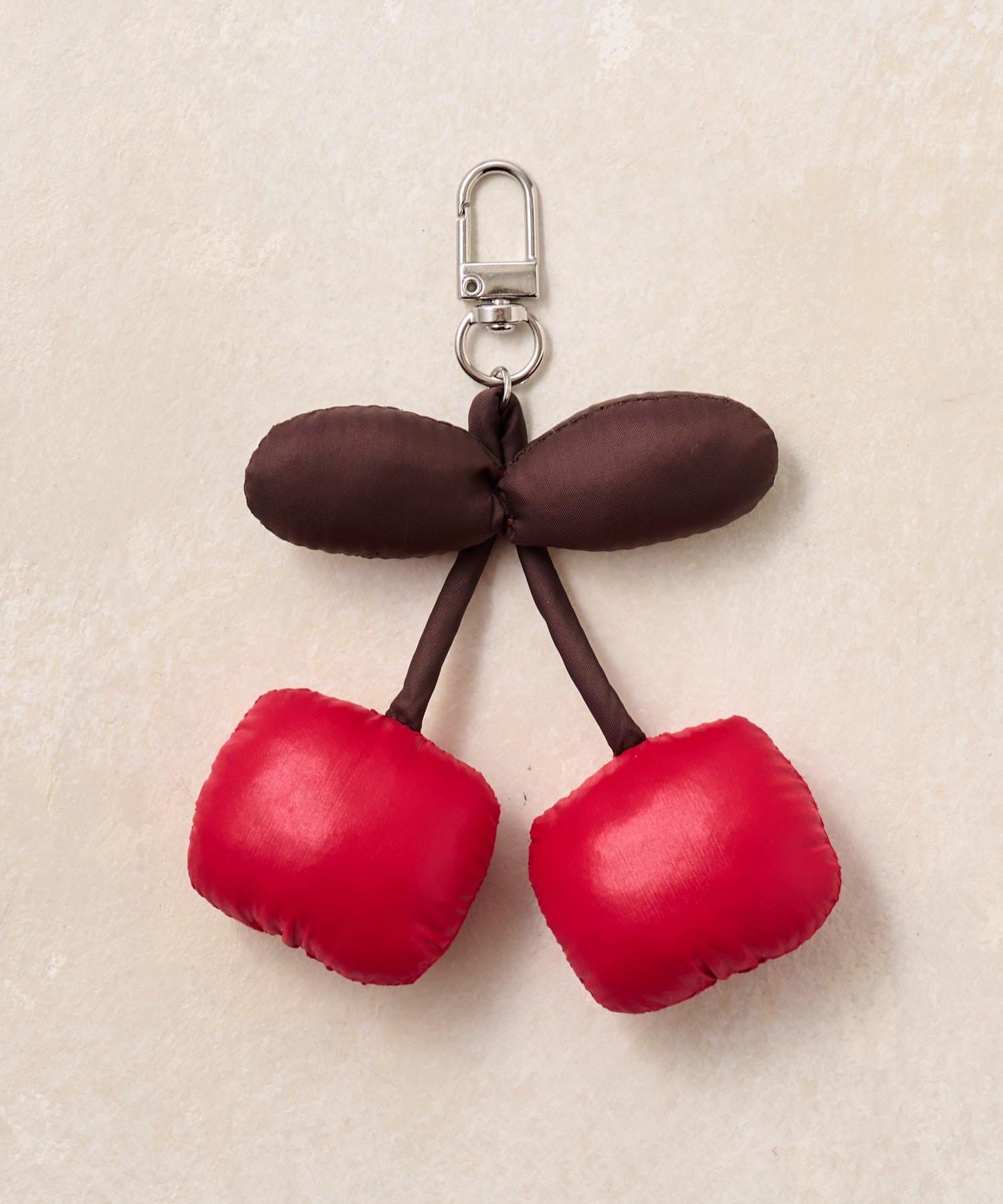 Lattice(ラティス) さくらんぼパフチャーム