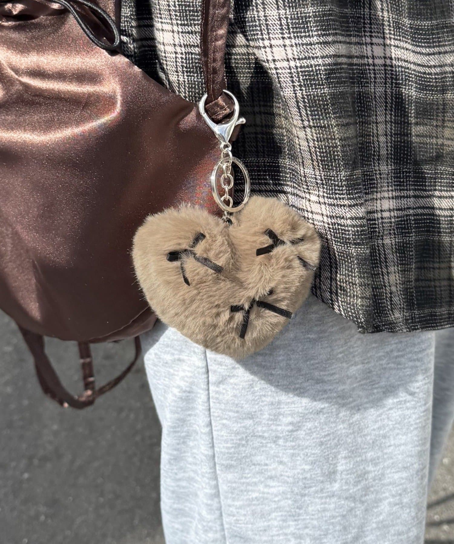 Lattice(ラティス) リボンエコファーハートチャーム