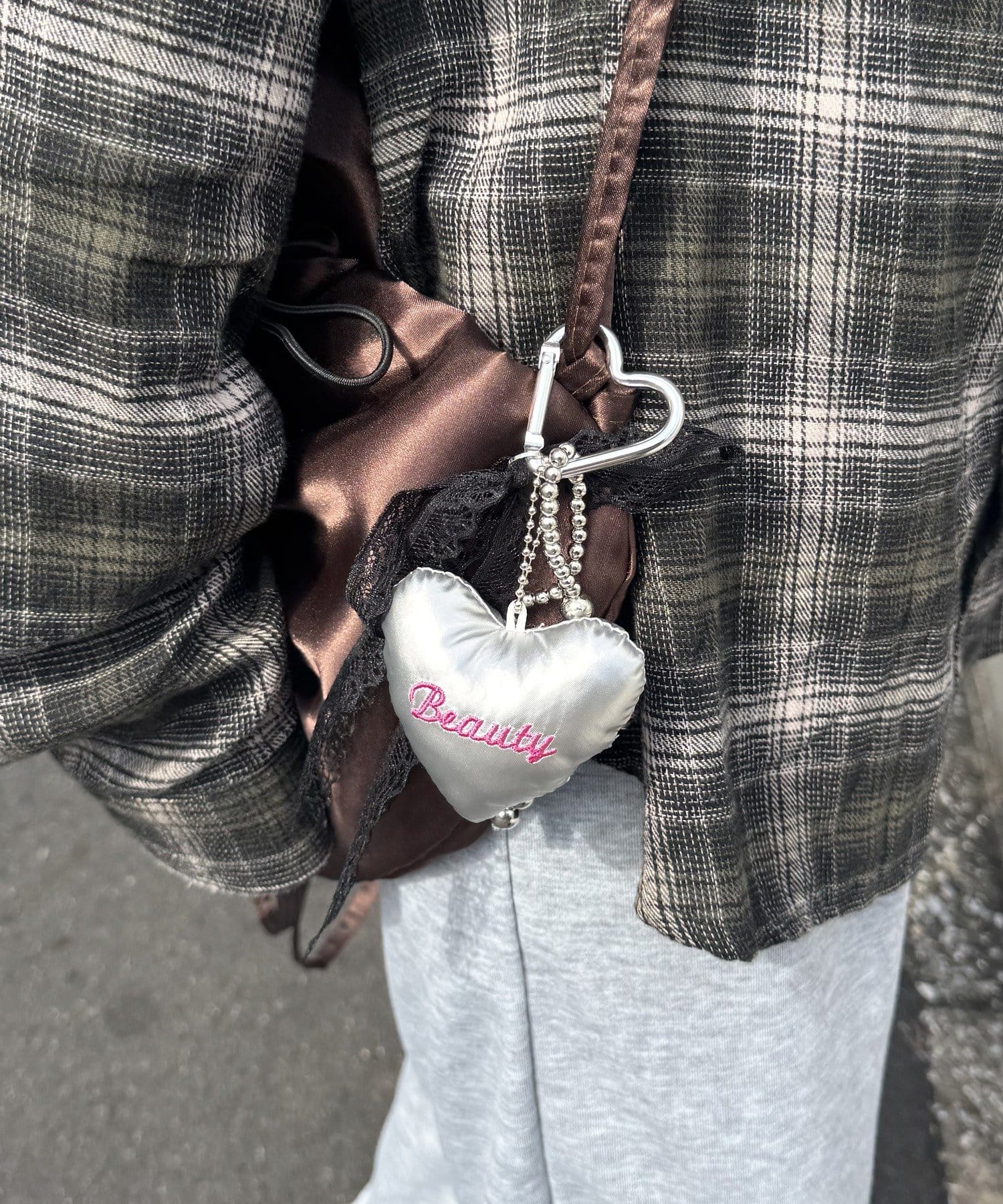 Lattice(ラティス) レースリボンハートチャーム