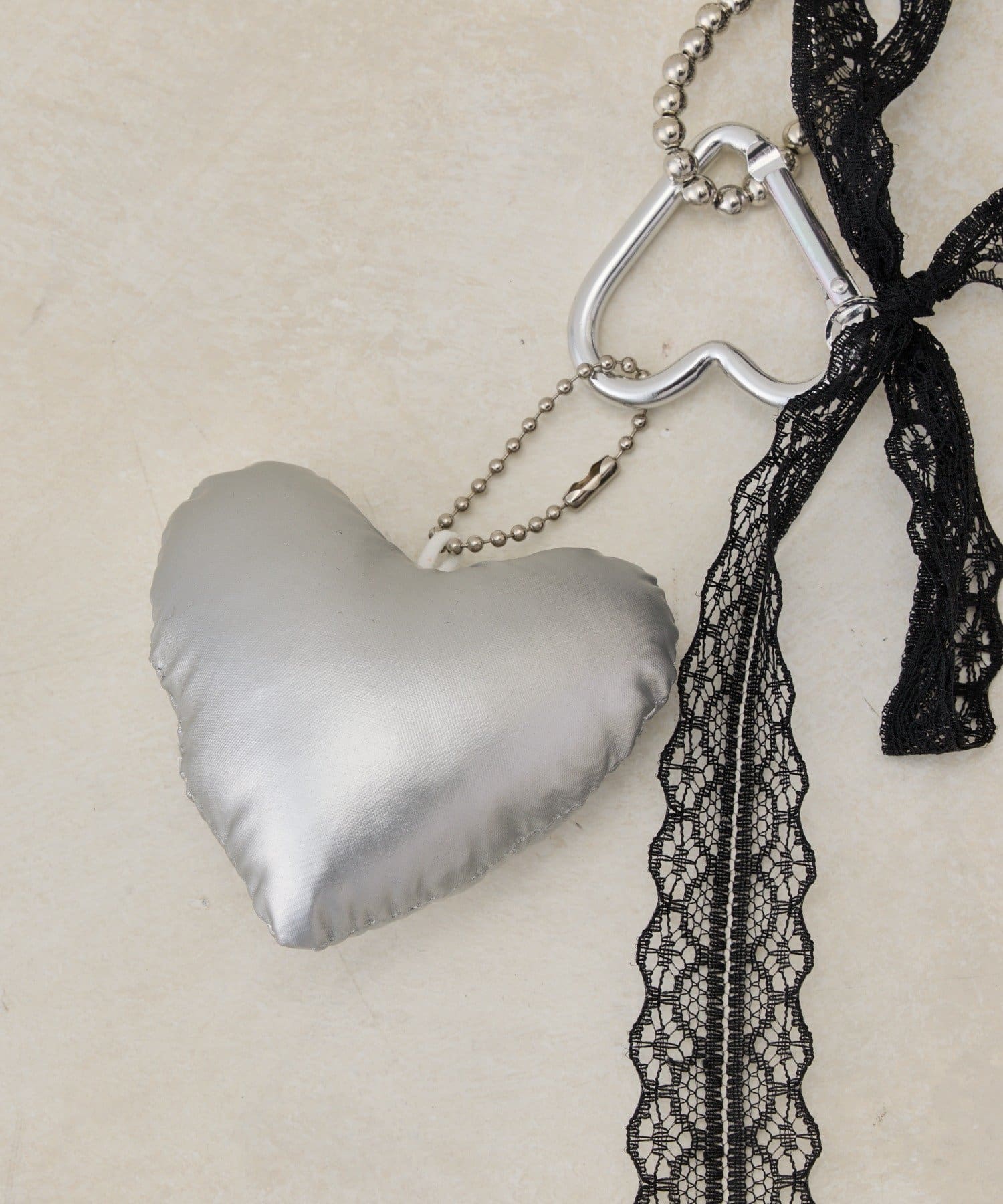 Lattice(ラティス) レースリボンハートチャーム