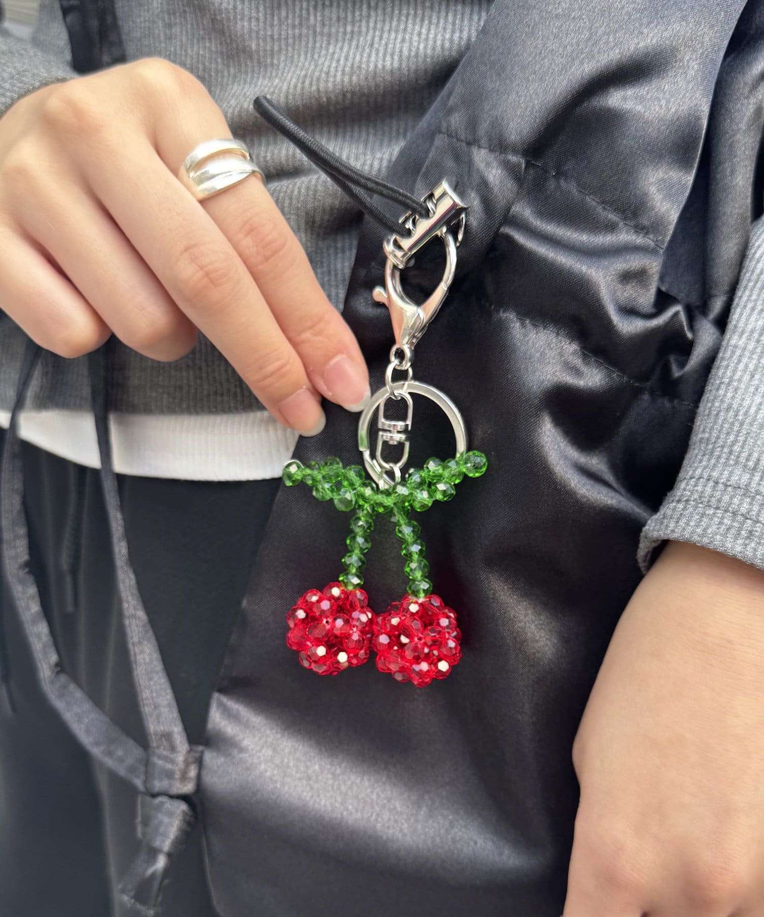 Lattice(ラティス) ビーズさくらんぼチャーム