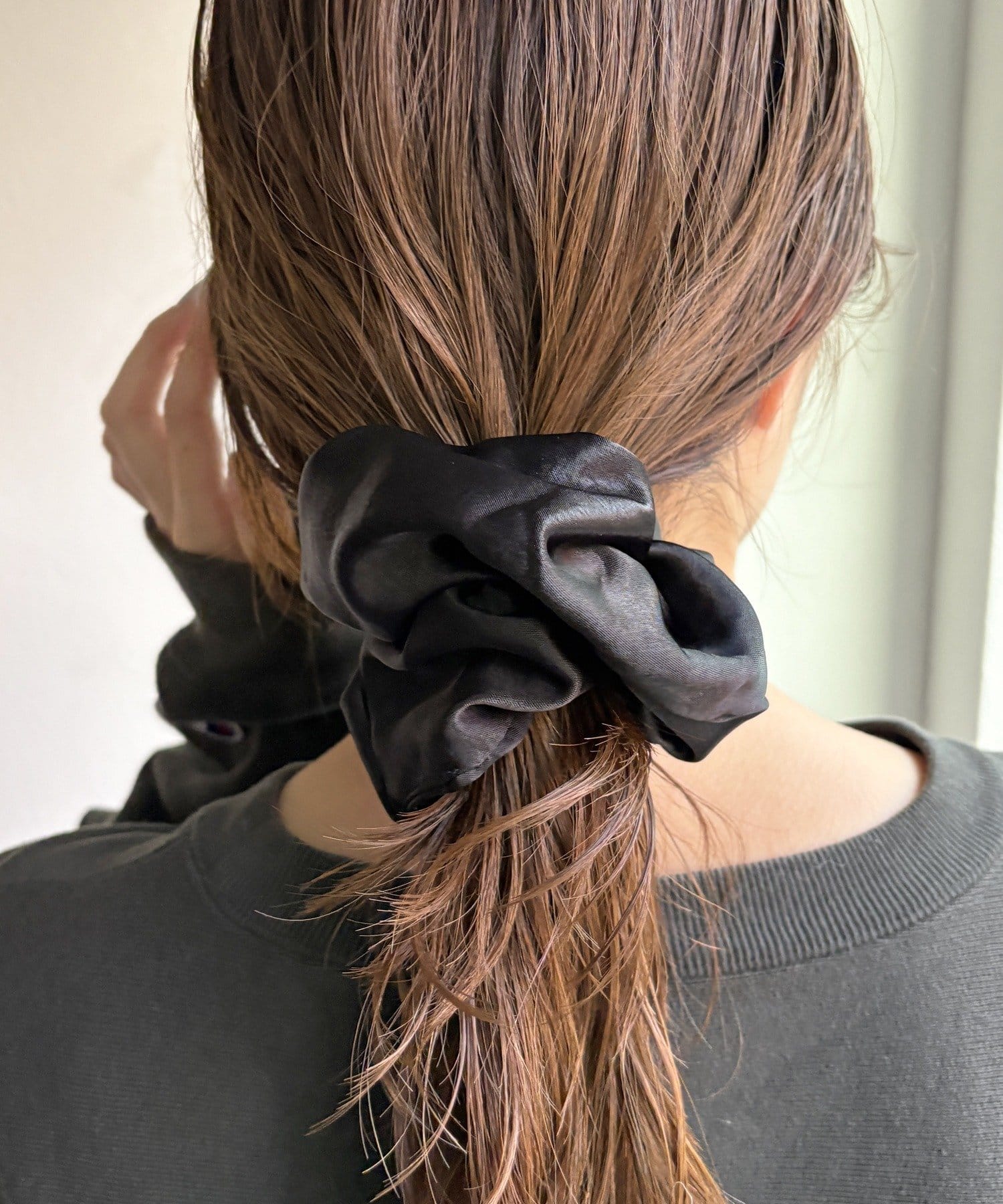 Lattice(ラティス) サテンシュシュ