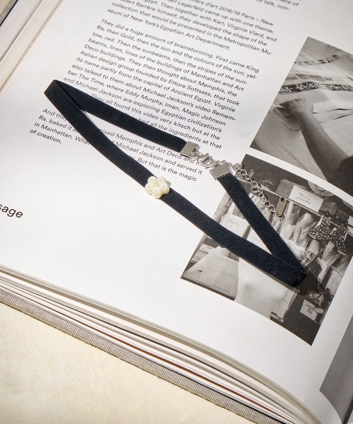 Lattice(ラティス) フラワーベロアチョーカー