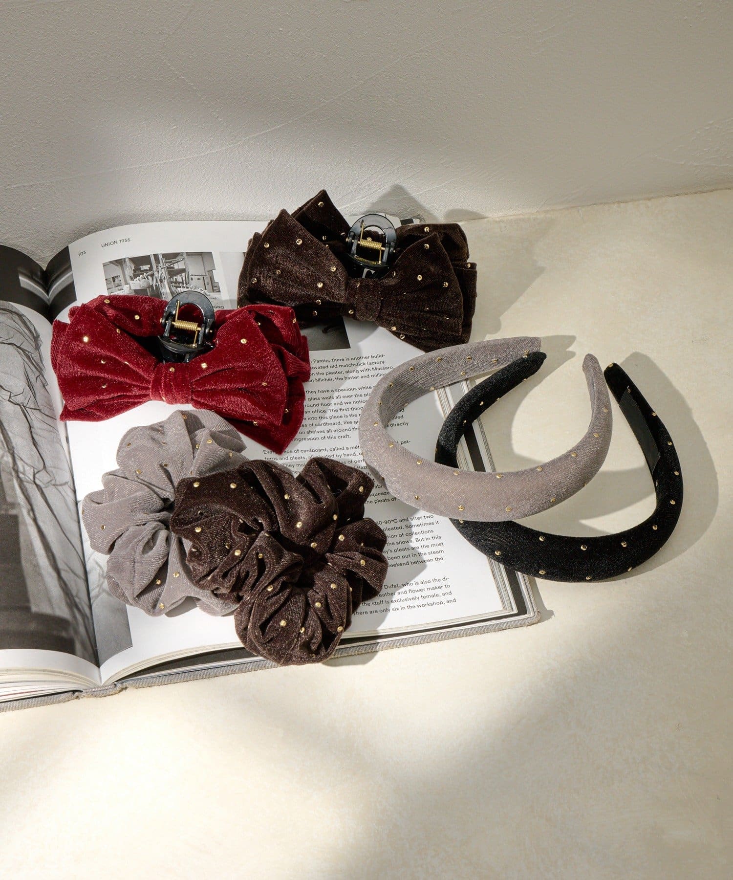 Lattice(ラティス) ストーンベロアカチューシャ