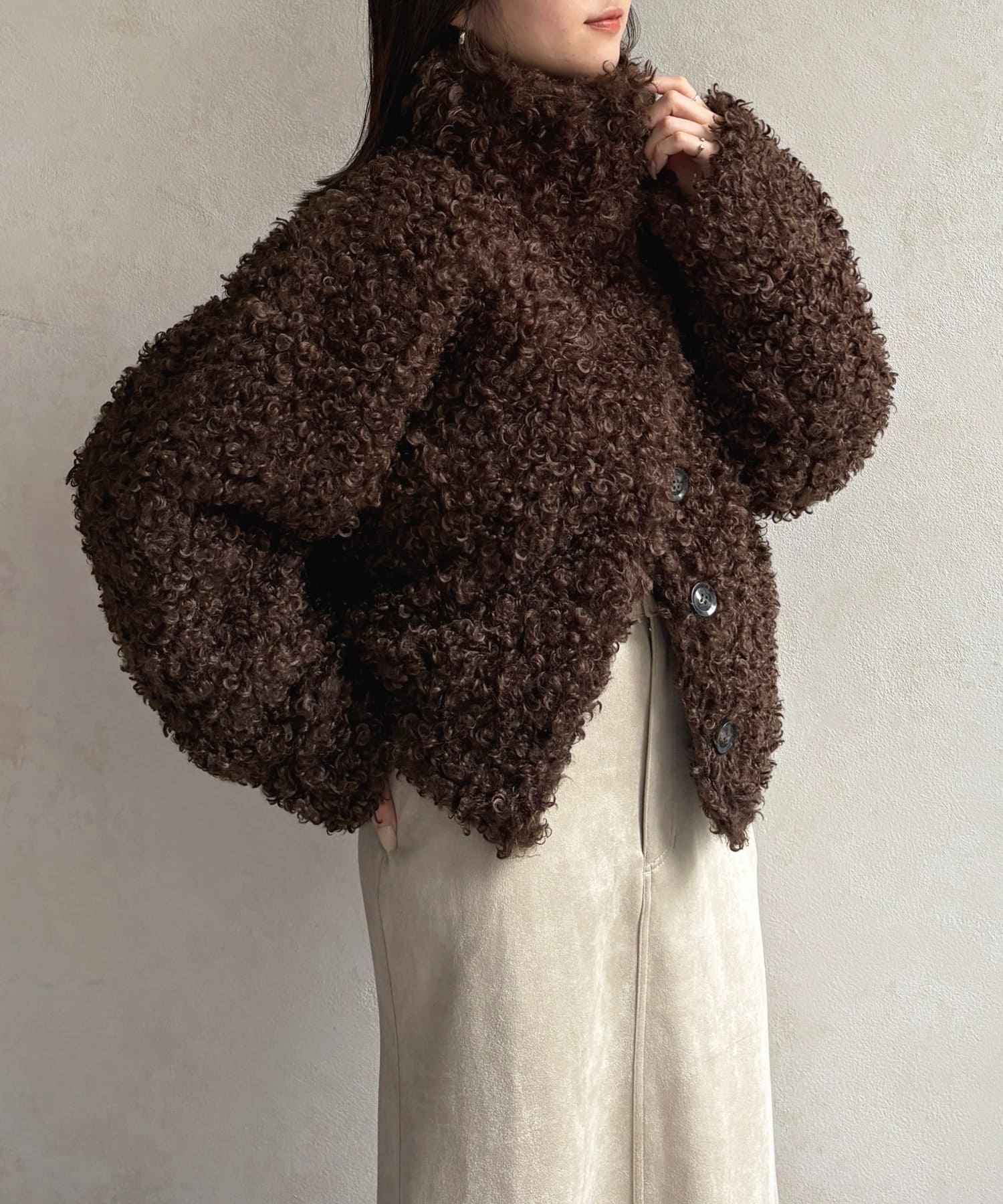 Thevon.(ゼヴォン) プードルファーミドルジャケット