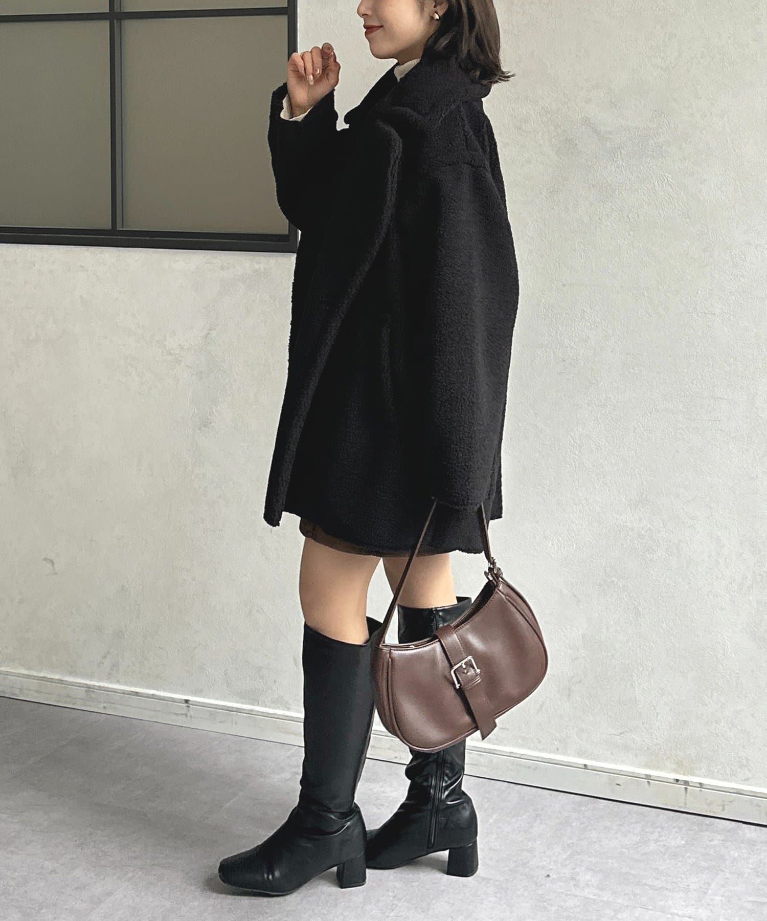 Thevon.(ゼヴォン) Fムートンタックミドルダブルコート