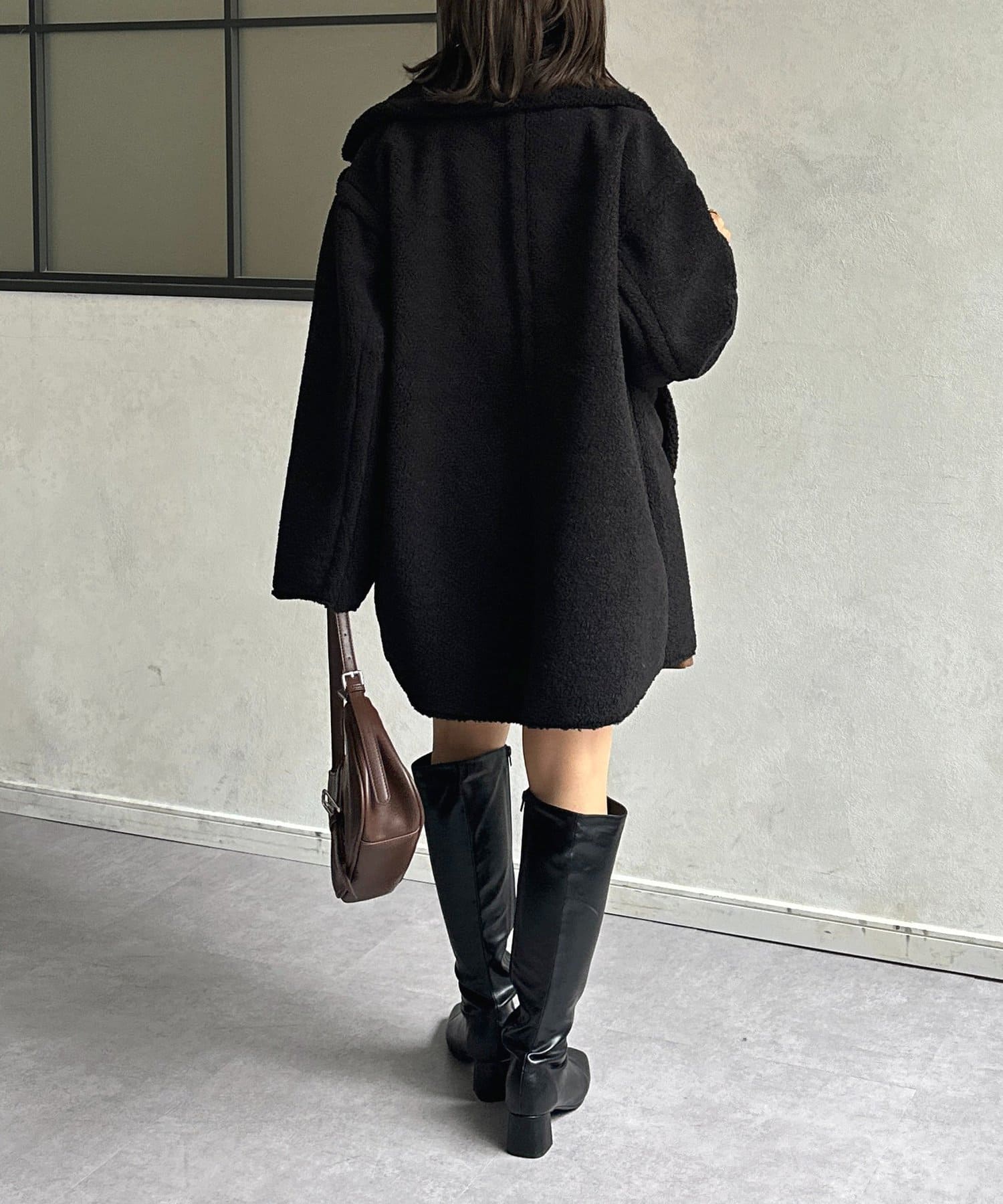 Thevon.(ゼヴォン) Fムートンタックミドルダブルコート