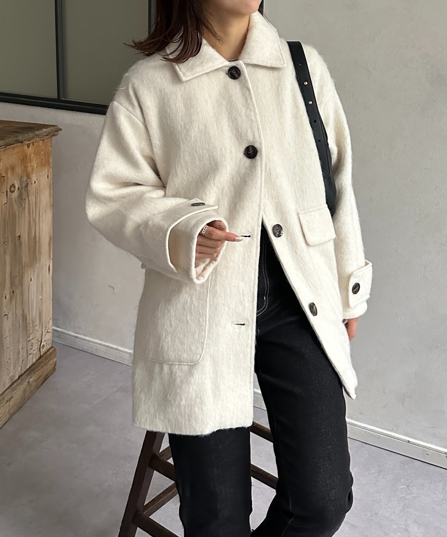 Thevon.(ゼヴォン) ステンカラーシャギーミドルコート