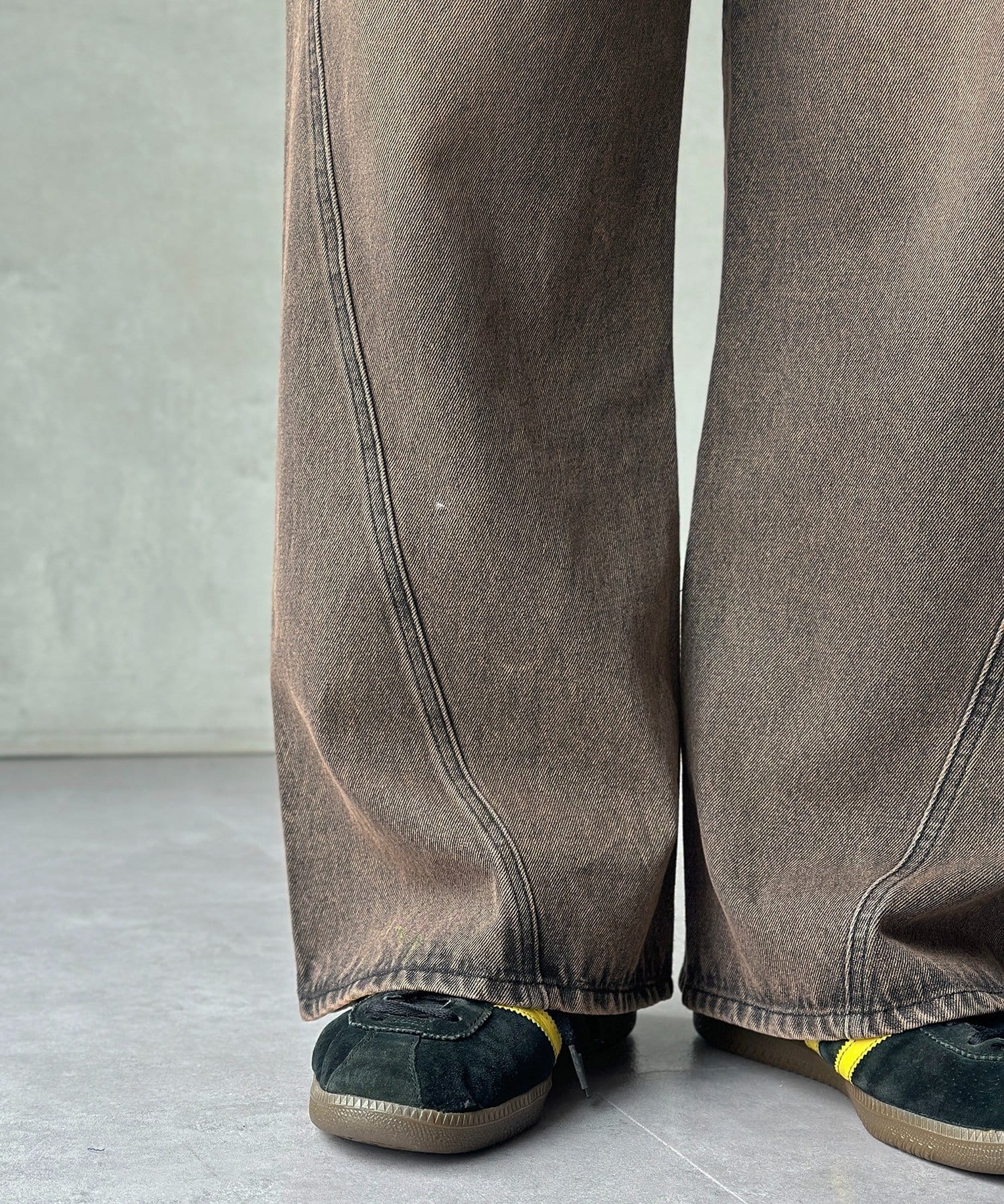 CPCM(シーピーシーエム) 立体裁断セミフレアデニム