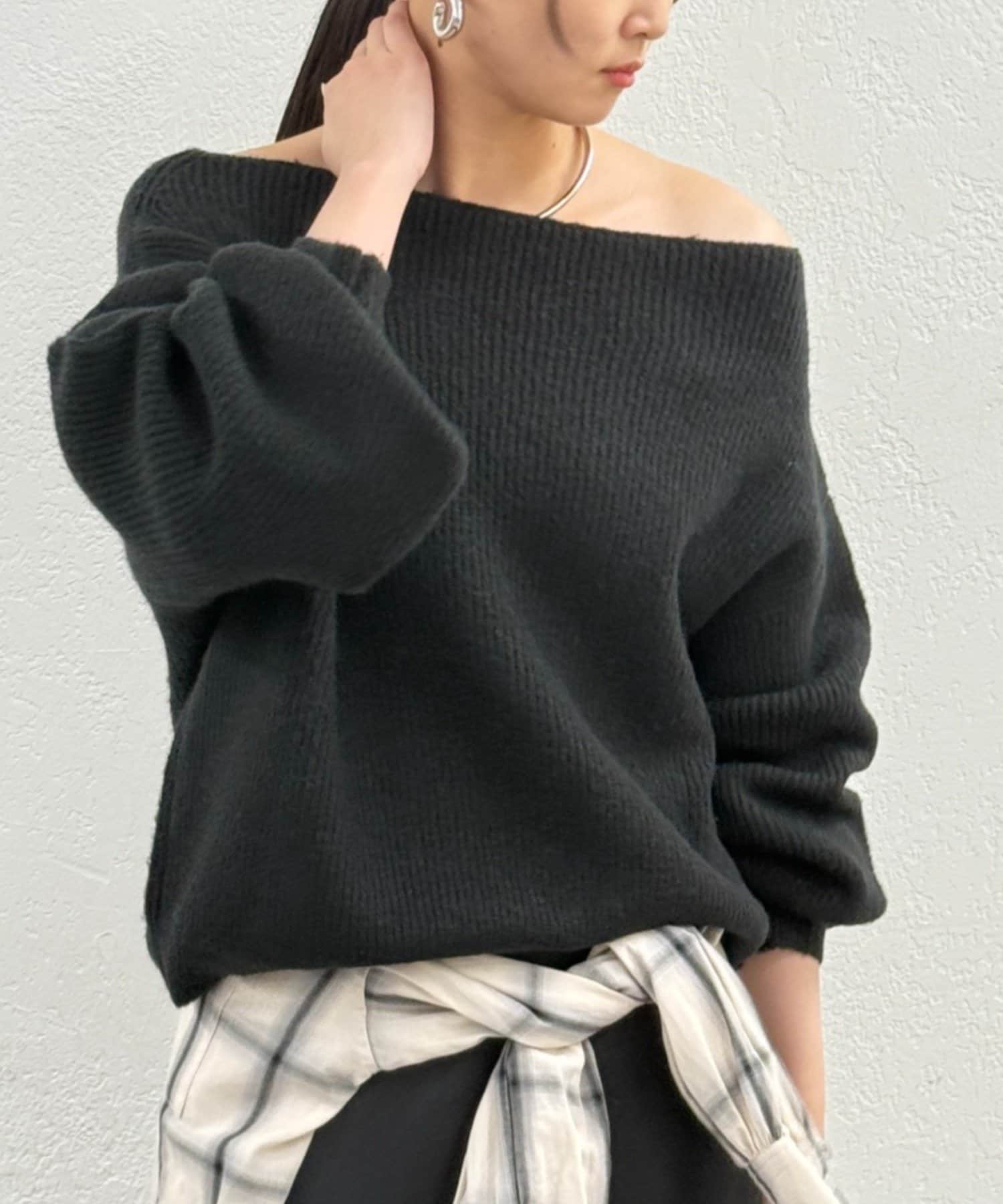 LOUNGEDRESS(ラウンジドレス) オフショルニット