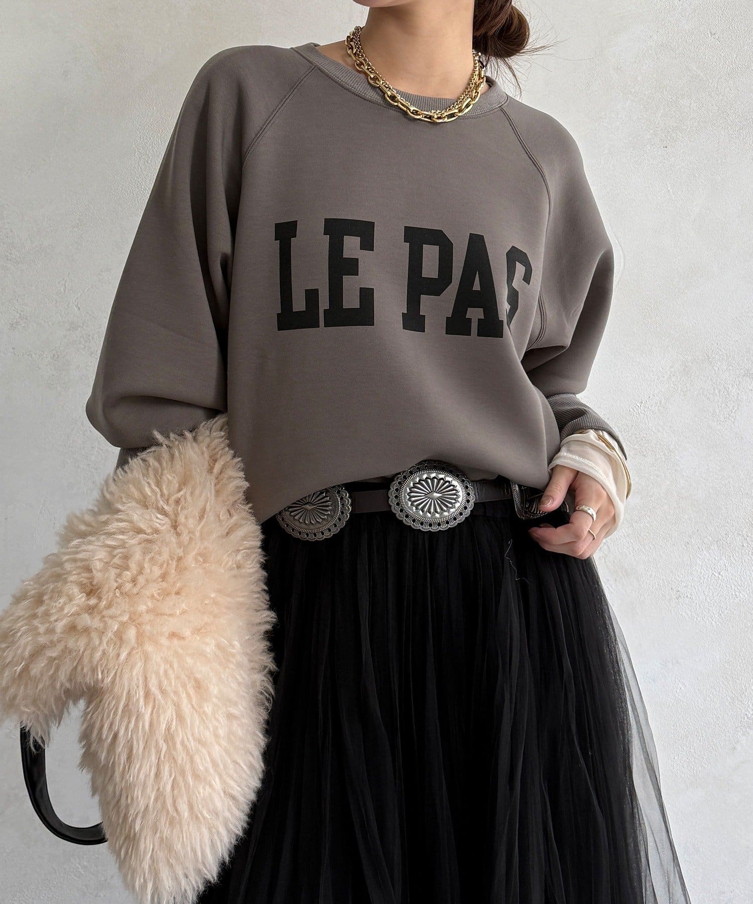 DOUDOU(ドゥドゥ) 【WEB限定】袖リブダンボールロゴトップス