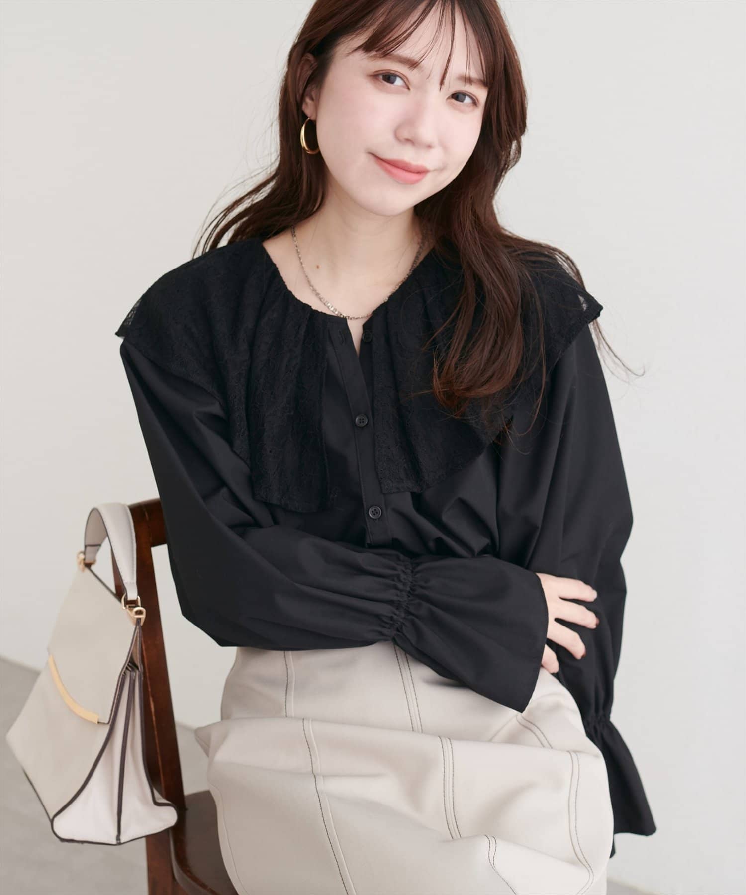 natural couture(ナチュラルクチュール) レースケープカラーブラウス