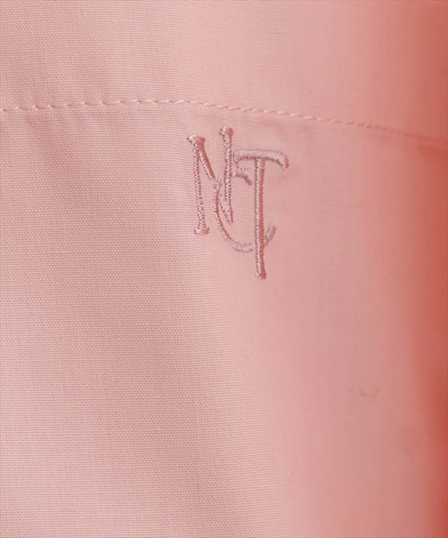 natural couture(ナチュラルクチュール) ポケット刺繍入りゆるシャツ