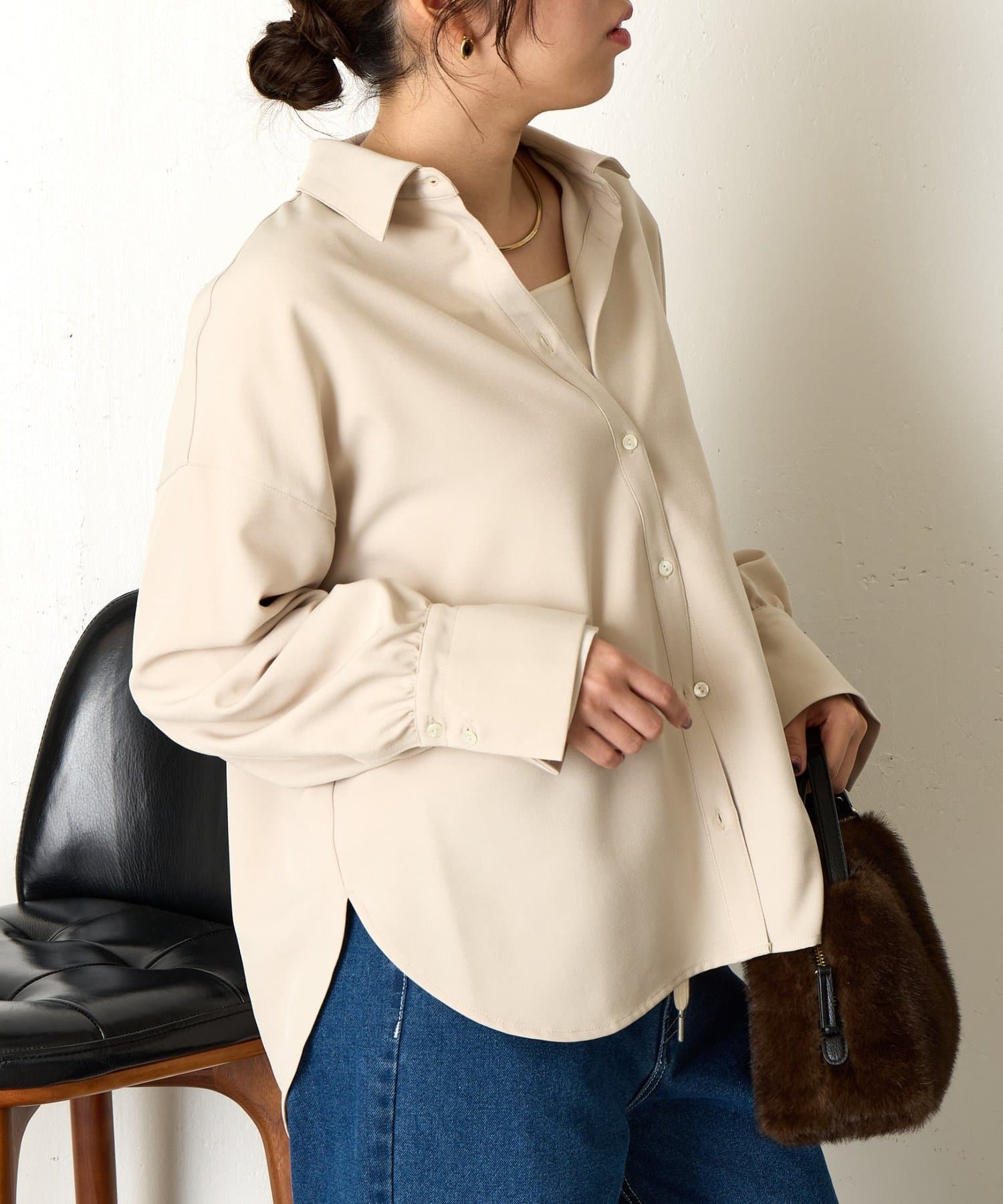 Jena　espace merveilleux(ジェナ　エスパスメルヴェイユ) 【春まで着れる】バックダブルタックシャツ