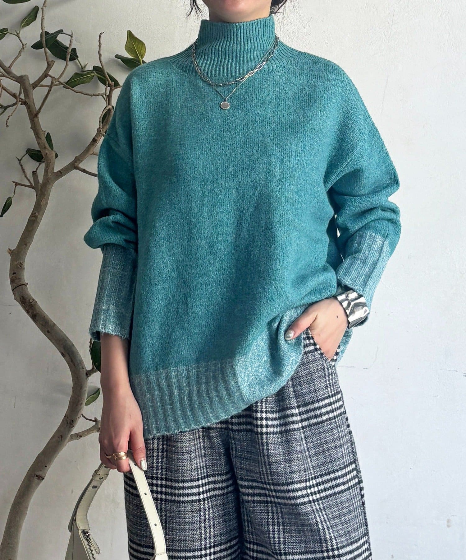 Croisiere(クロジエール) 配色ストレッチニットプルオーバー